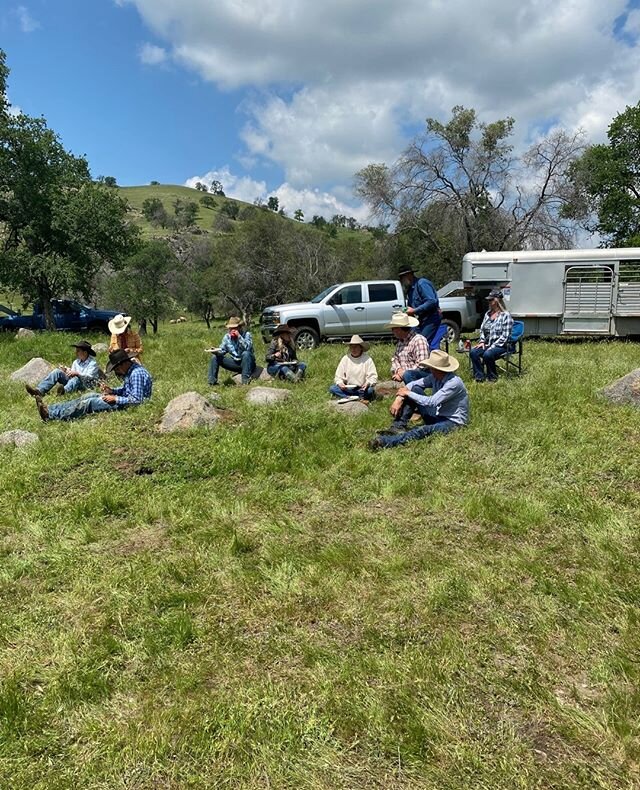 Lunchtime on the ranch!⁠
.⁠
This photo was taken after a branding at our Springville ranch. Something about the fresh mountain air makes anything taste better, but luckily we had a pretty great cooking crew! We're always grateful for the community sp