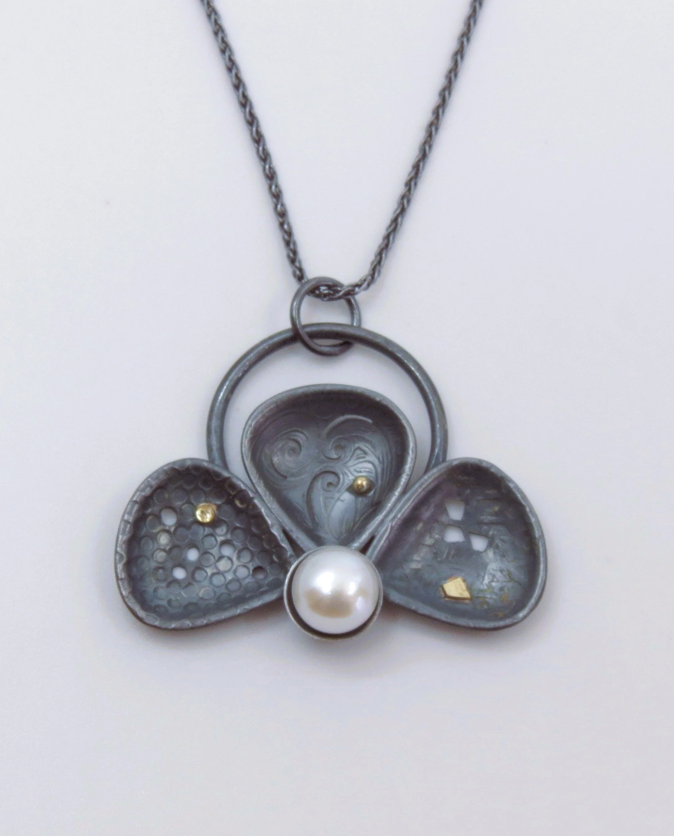 Three Leaves Pendant