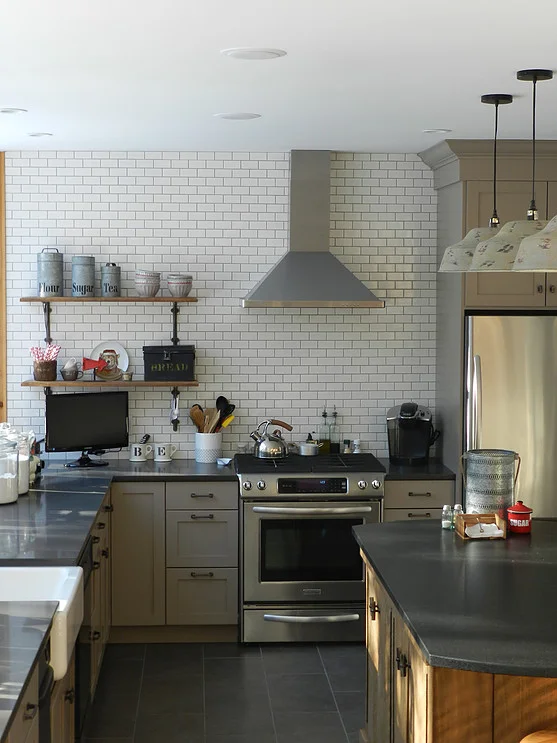 DINE — Betsy Ryan Interiors