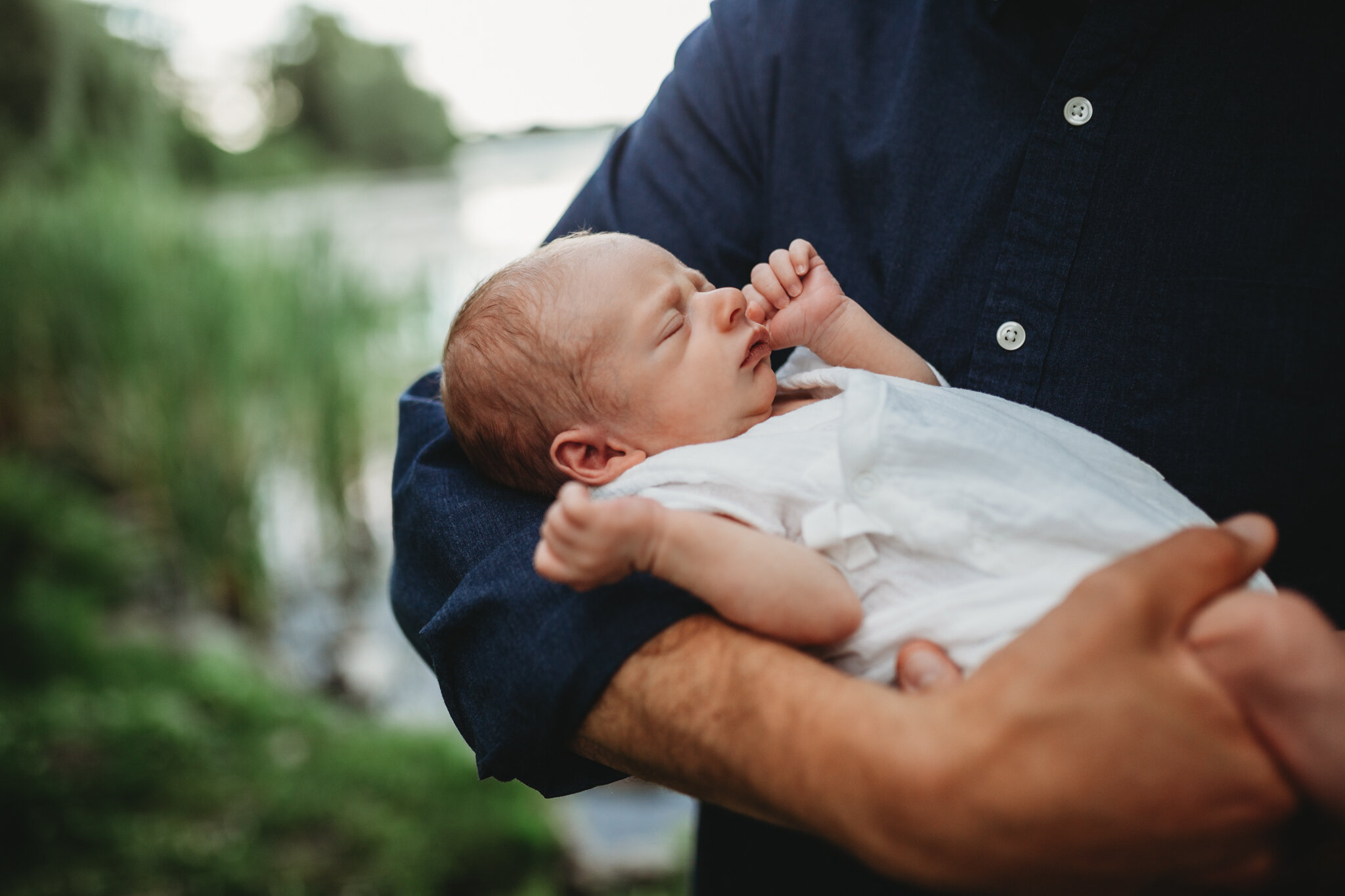 allielikophotography-newbornlifestylesession-ottawa-arboretum-42.jpg