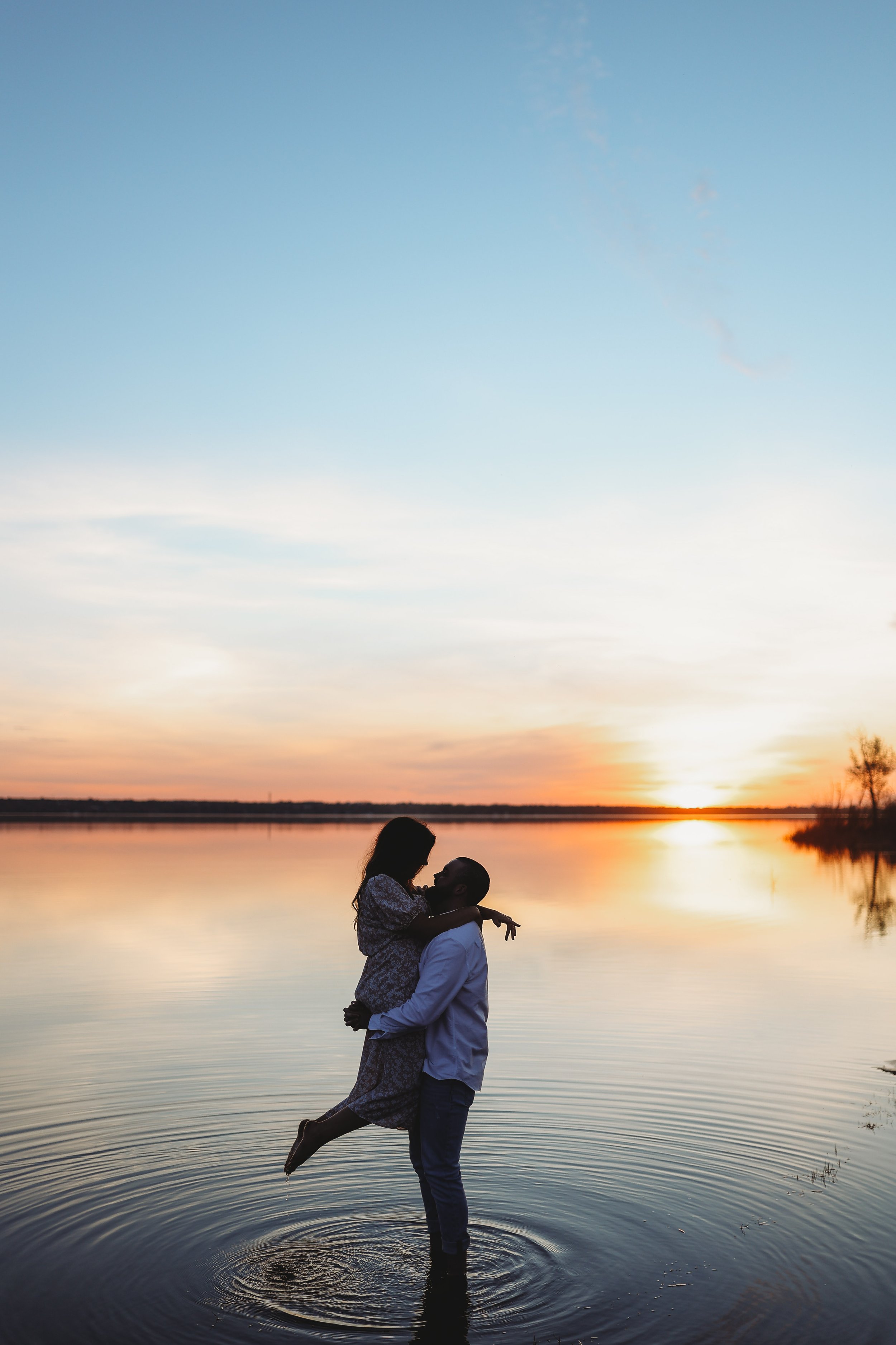 allielikophotography-ottawaweddingphotographer-engagementsession-shirleysbay-27.jpg