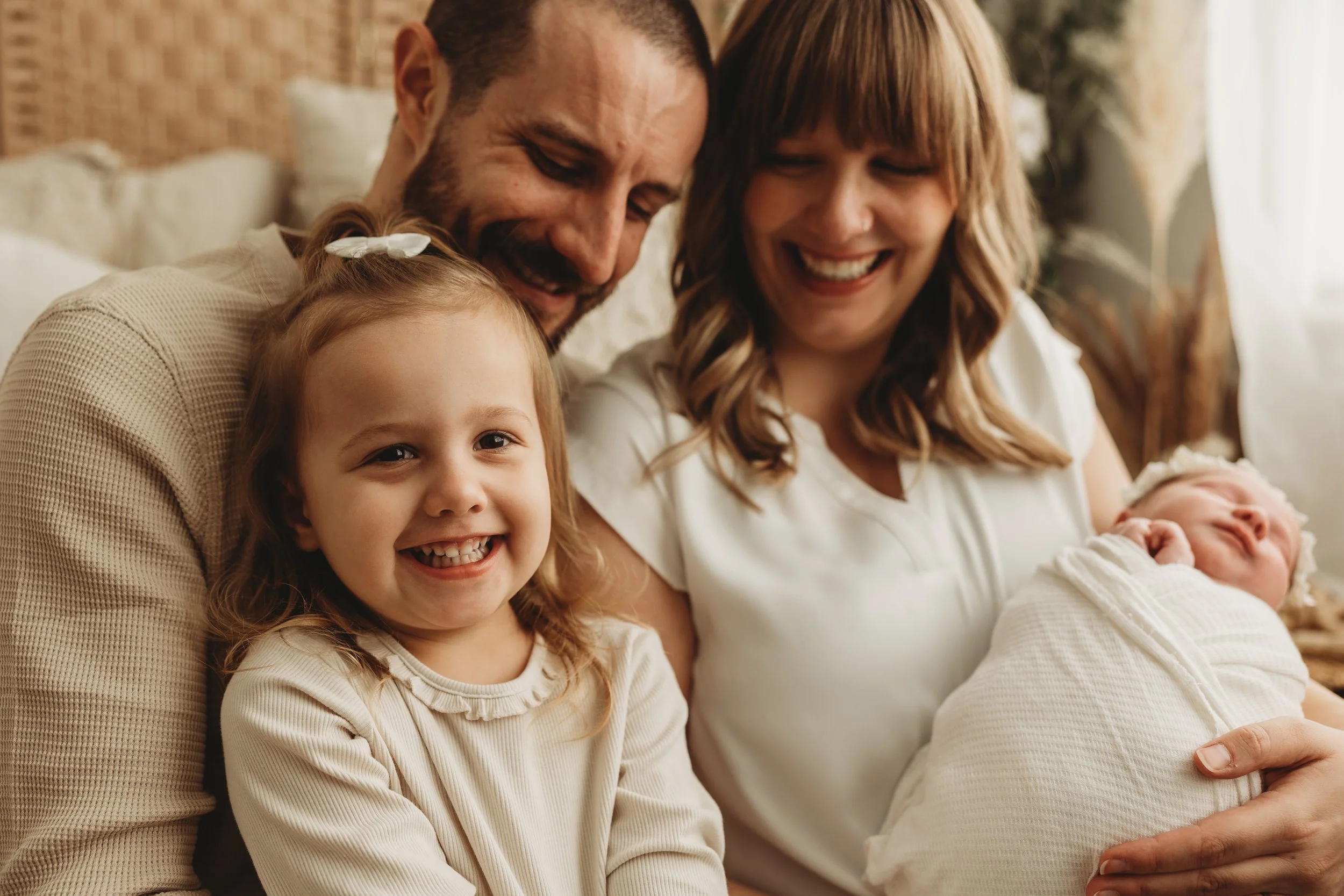 allielikophotography-ottawanewbornphotographer-russellphotographer-newborngallery (3 of 1).jpg