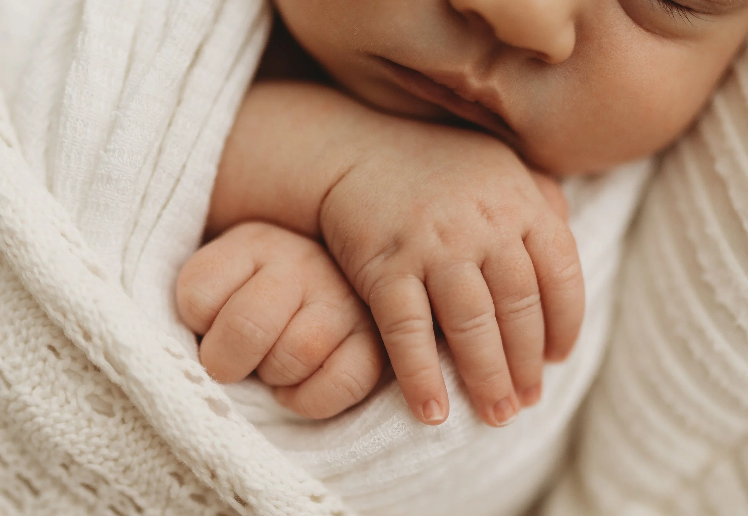 allielikophotography-ottawanewbornphotographer-russellnewbornphotographer (21 of 1).jpg