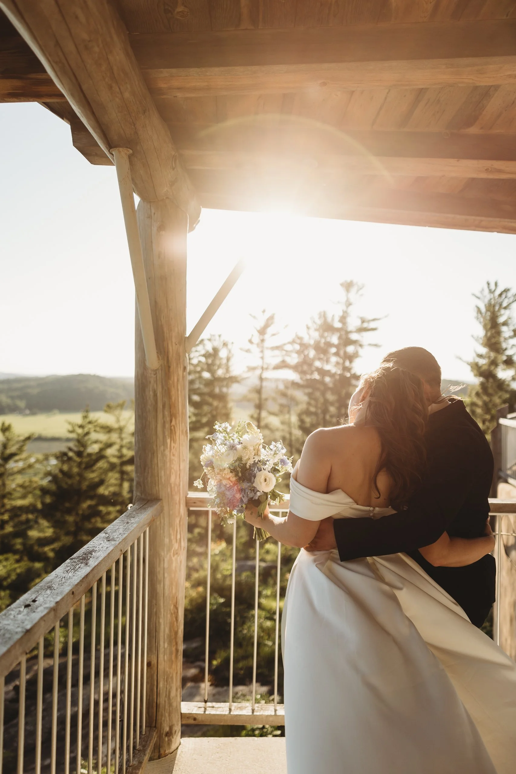 allielikophotography-ottawaweddingphotographer-lebelvedere-ottawaweddings (2 of 1).jpg