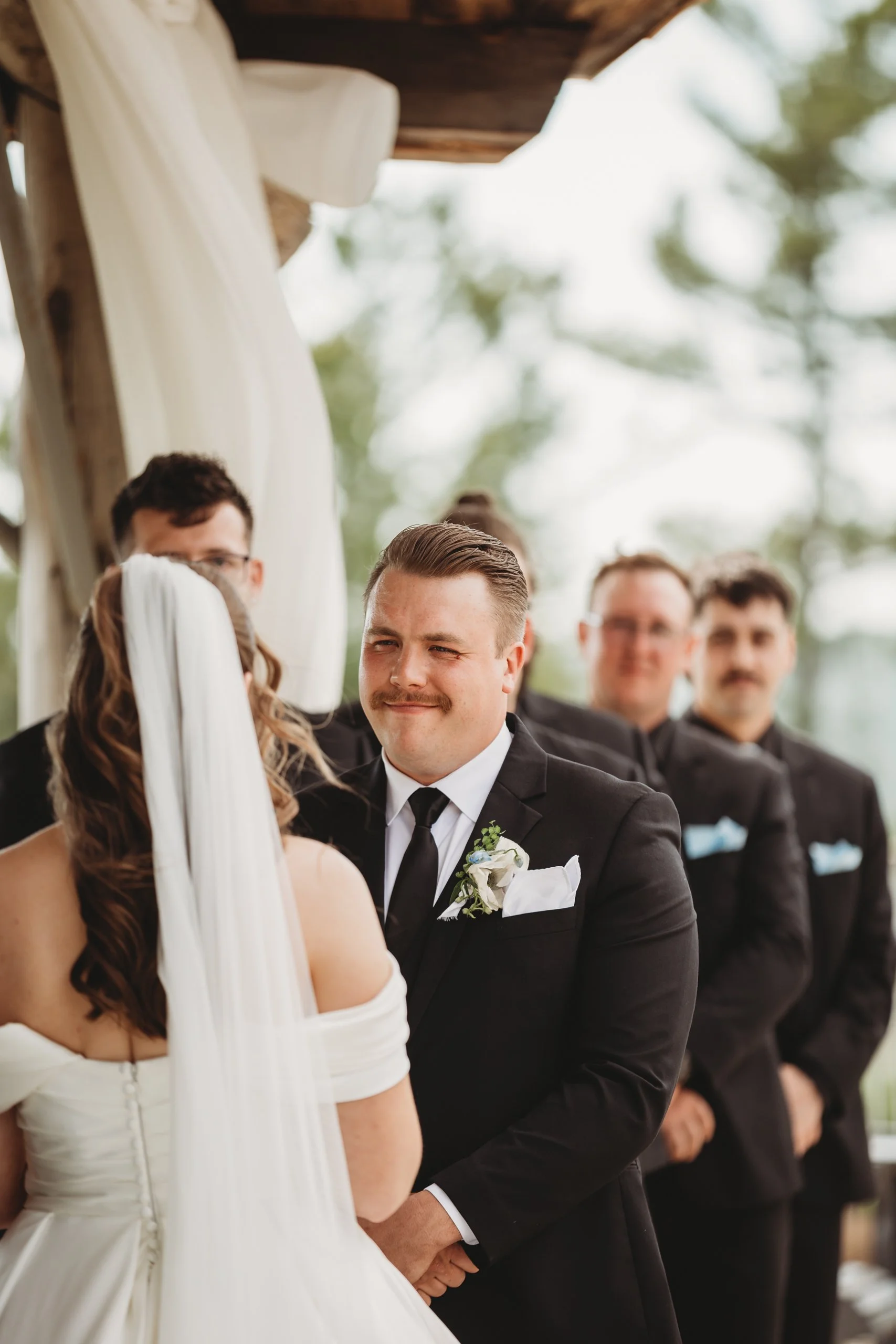 allielikophotography-ottawaweddingphotographer-lebelvedere-ottawaweddings (58 of 1).jpg
