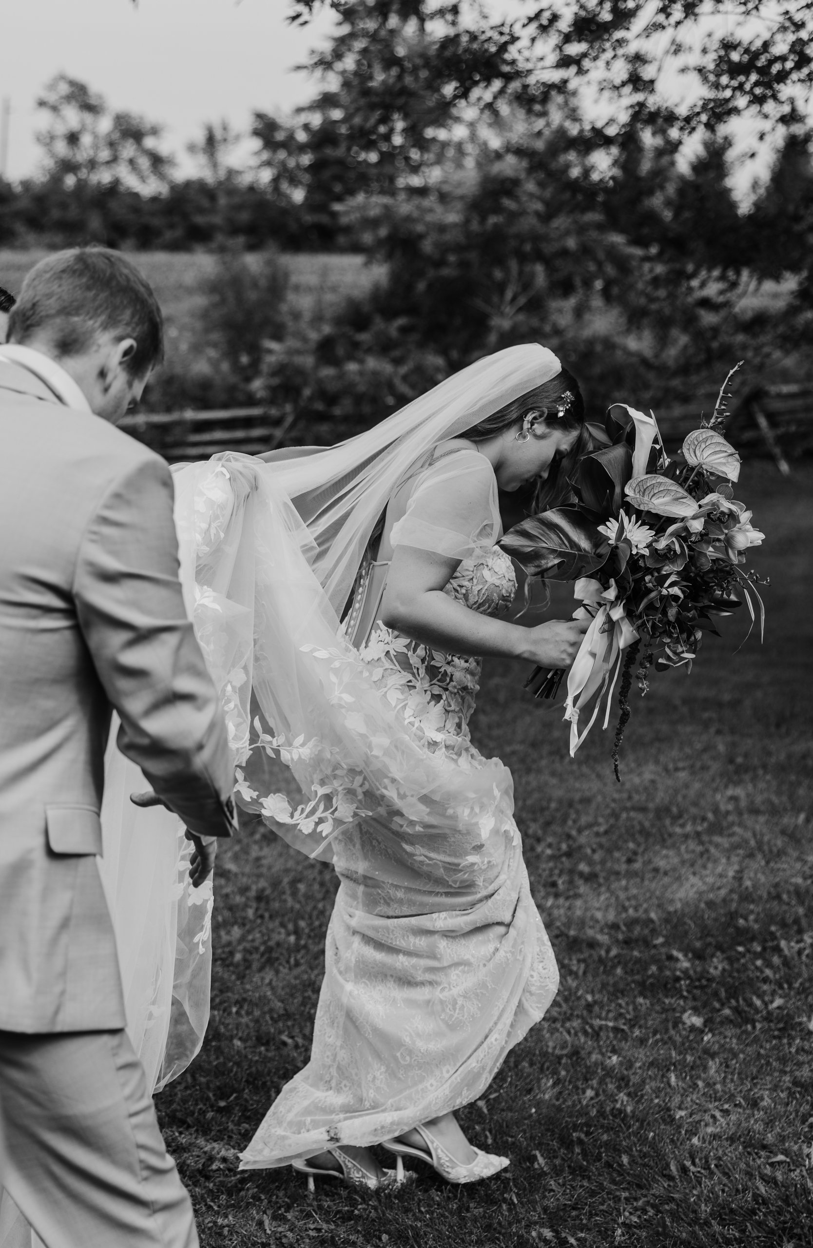 allielikophotography-ottawaweddingphotographer-evermoreweddings (24 of 1).jpg