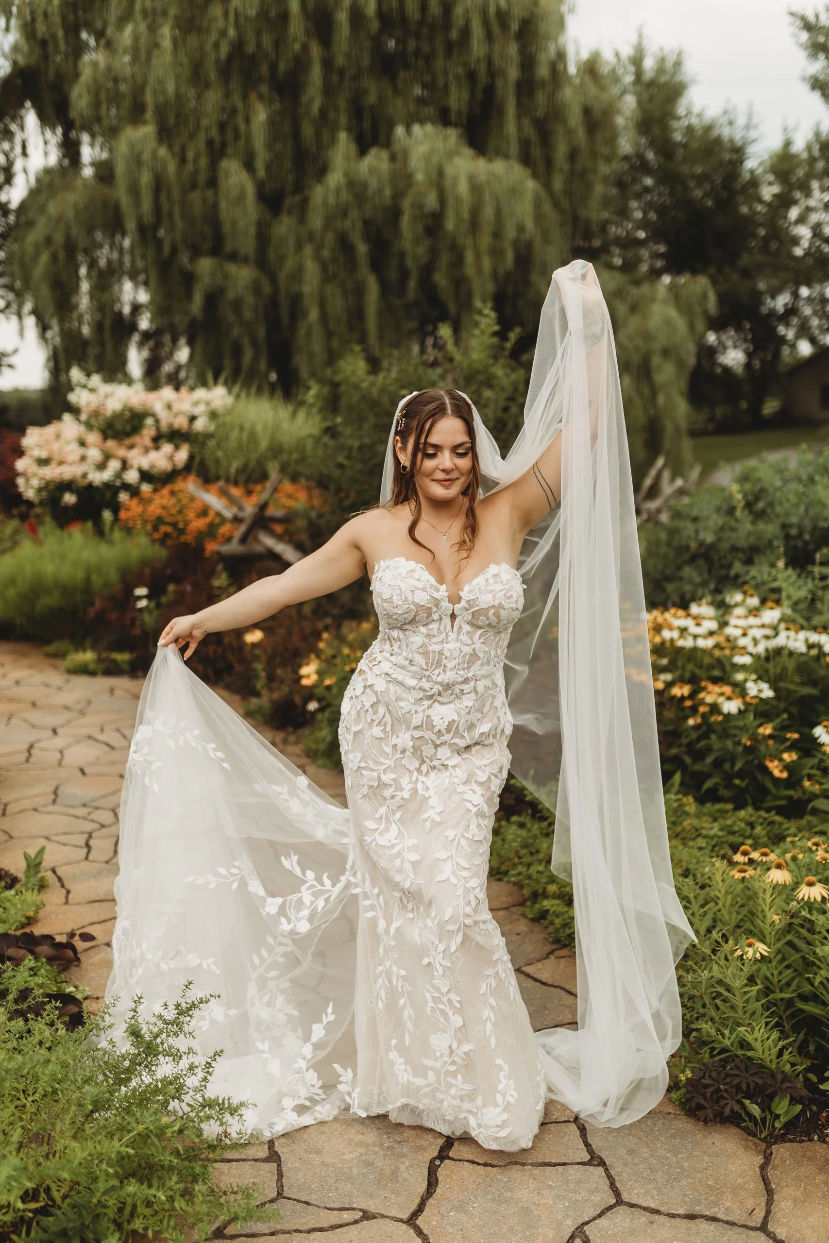 allielikophotography-ottawaweddingphotographer-evermoreweddings (34 of 1).jpg