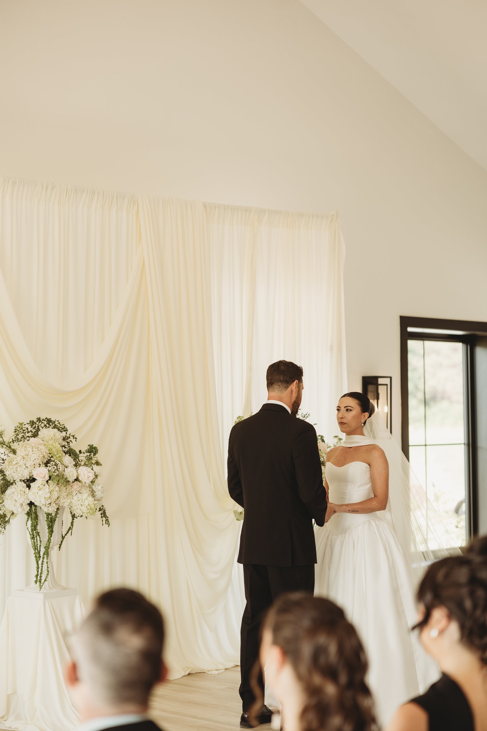 allielikophotography-ottawaweddingphotographer-bleeksandbergamot (54 of 1).jpg