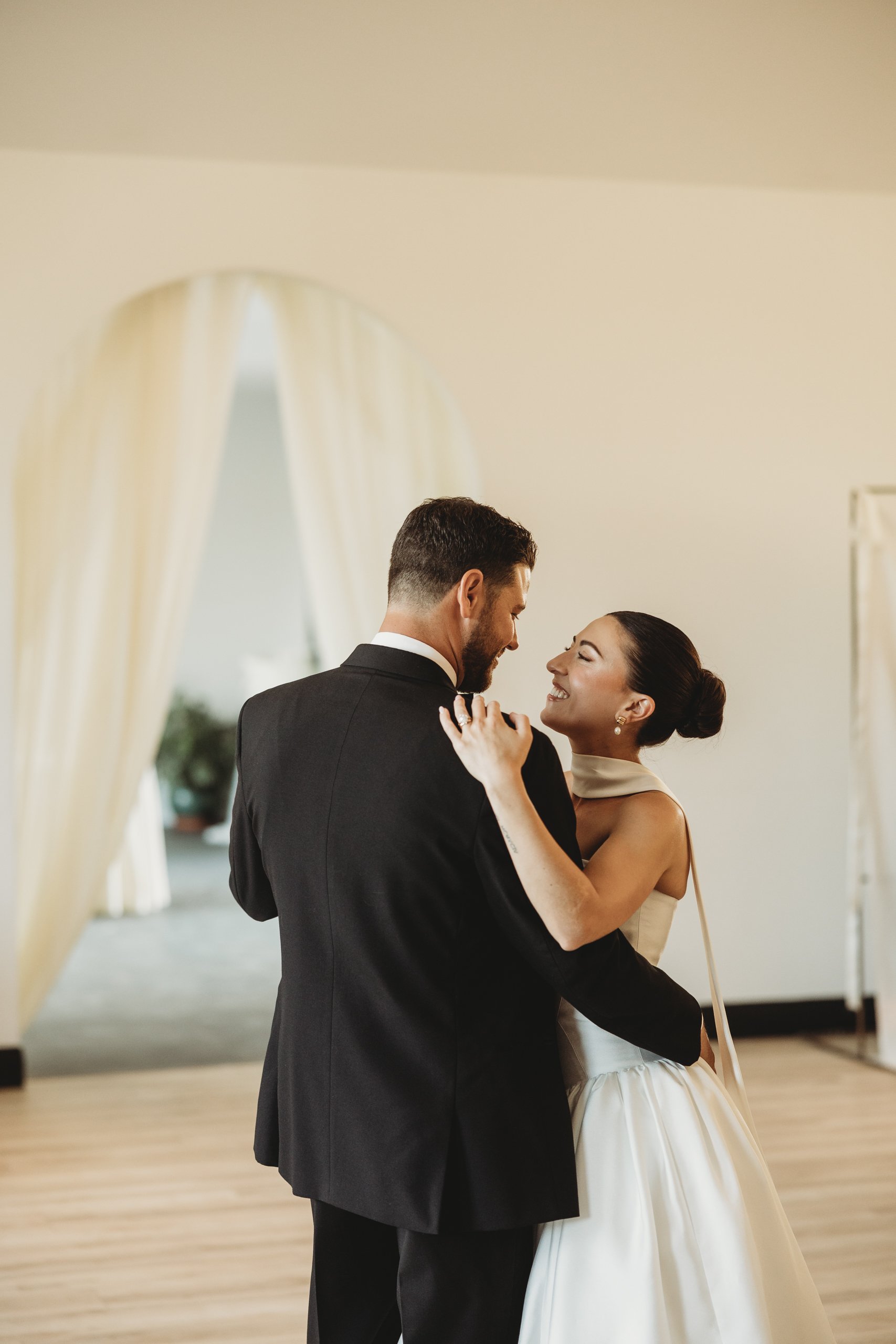 allielikophotography-ottawaweddingphotographer-bleeksandbergamot (125 of 1).jpg
