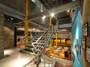 restaurant chain karen s pizza