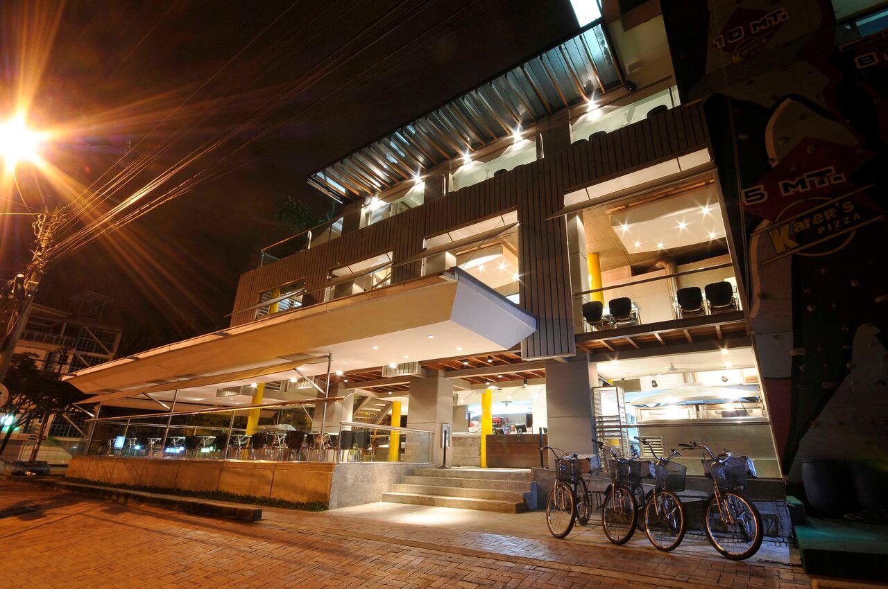 fachada nocturna 2_preview.jpeg