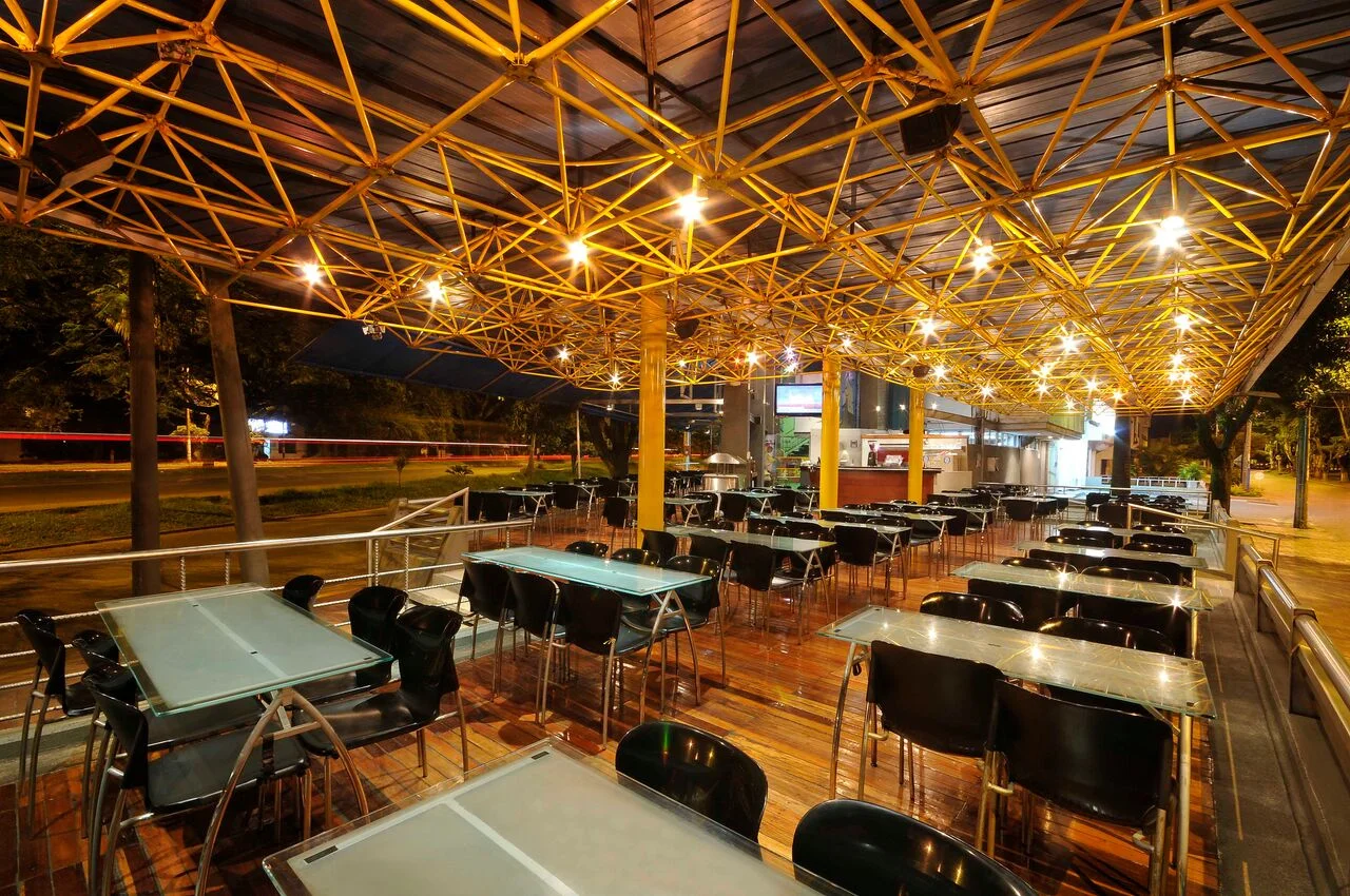 restaurant chain karen s pizza