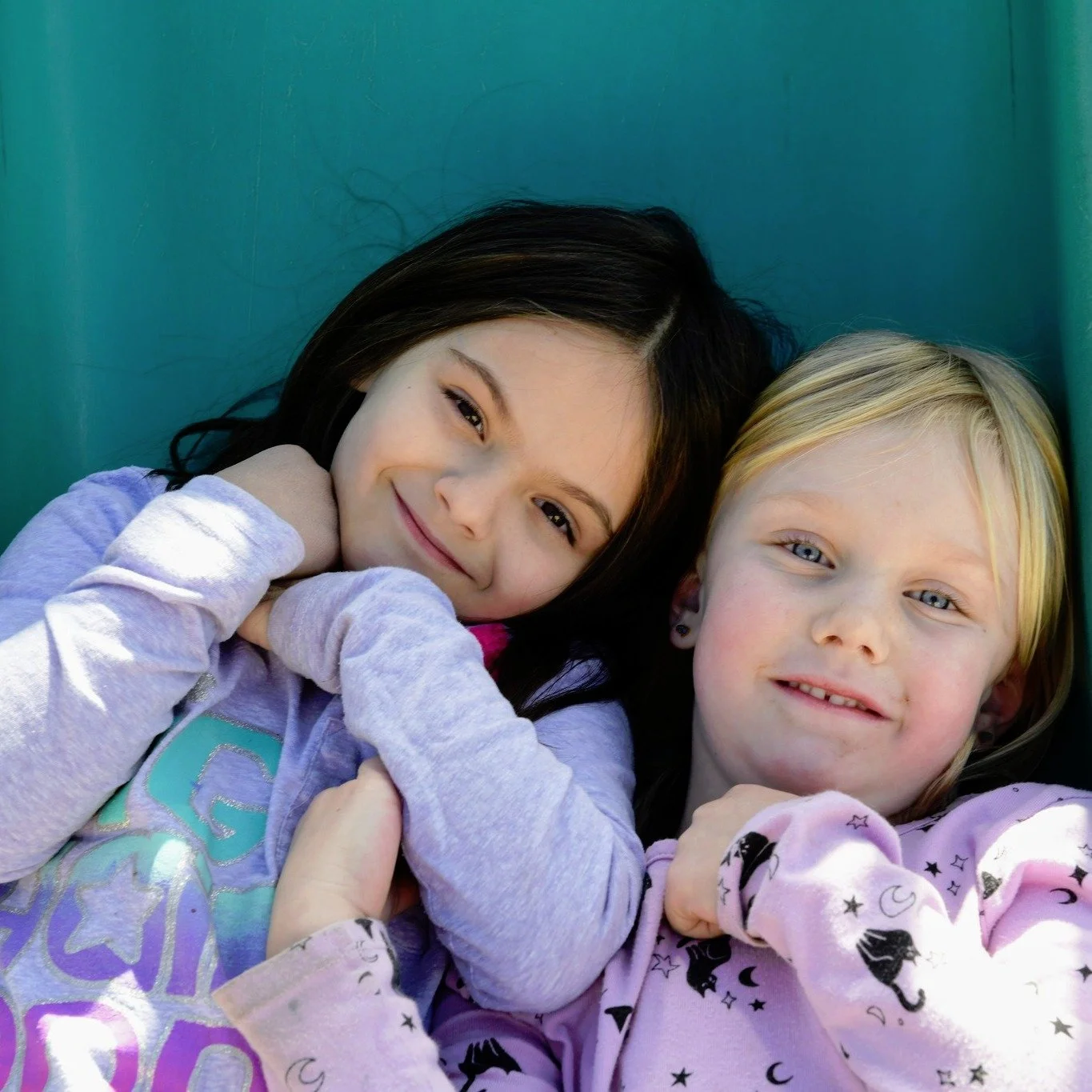 One full week left until Winter Break! ✨

It has been a busy few days here at AVS as our community made the most of our time together. We were thrilled to welcome a new student to the school this week and also enjoyed hosting Carlos Rael for his visi