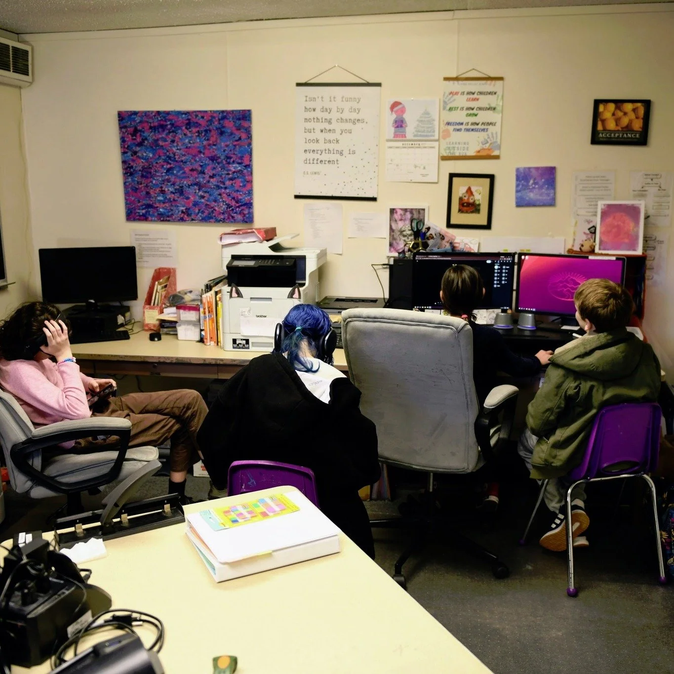 There is a special kind of magic that happens when young people have the time and space to follow their own spark 💫

This week was full of creativity, movement, and connection. We saw deep focus and lots of laughter as students dove into their passi