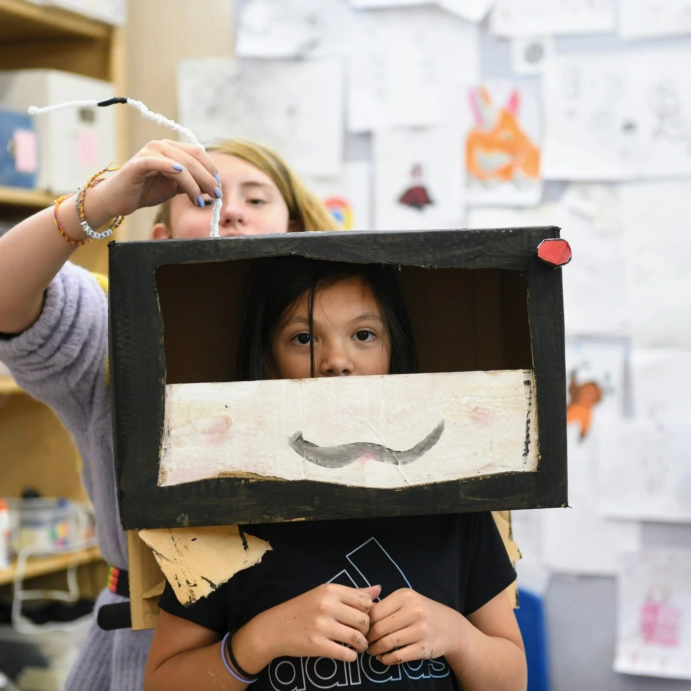 ✨ A peek into our week at AVS ✨

The Flying Dutchman has officially docked! One of our students put the finishing touches on this paper boat masterpiece, which now holds court on the Main Room table.

Between rain showers, we got plenty of outside ga
