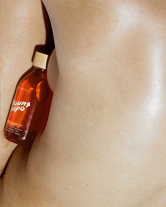 ** Pack your bags 💼 😎​​​​​​​​
​​​​​​​​
The mini Mount Sapo has landed 🧡​​​​​​​​
​​​​​​​​
Travel size of our bestselling oil is now available on the store. Standard size has also been restocked 🙌​​​​​​​​
​​​​​​​​
This already cult all over oil is 