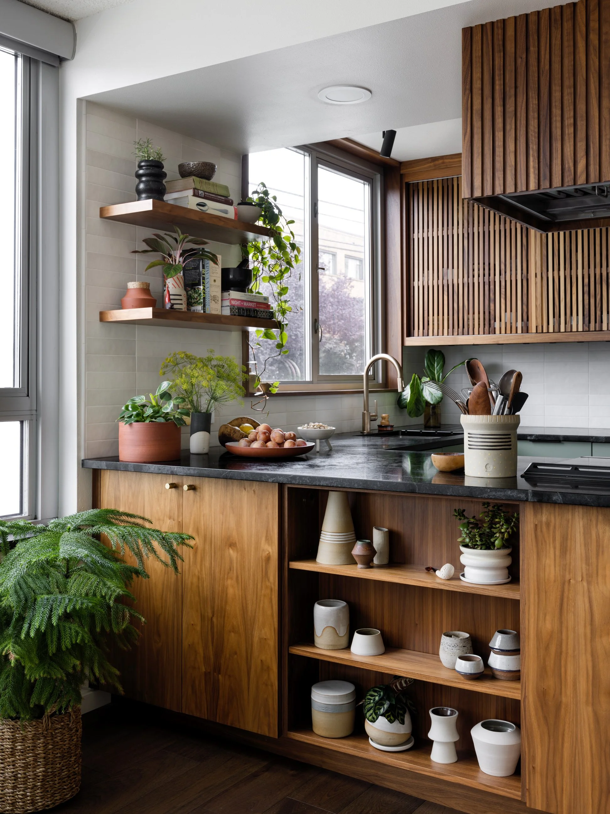 Miranda-Estes-Photography-The Residency Bureau-Condo Kitchen-4.jpg
