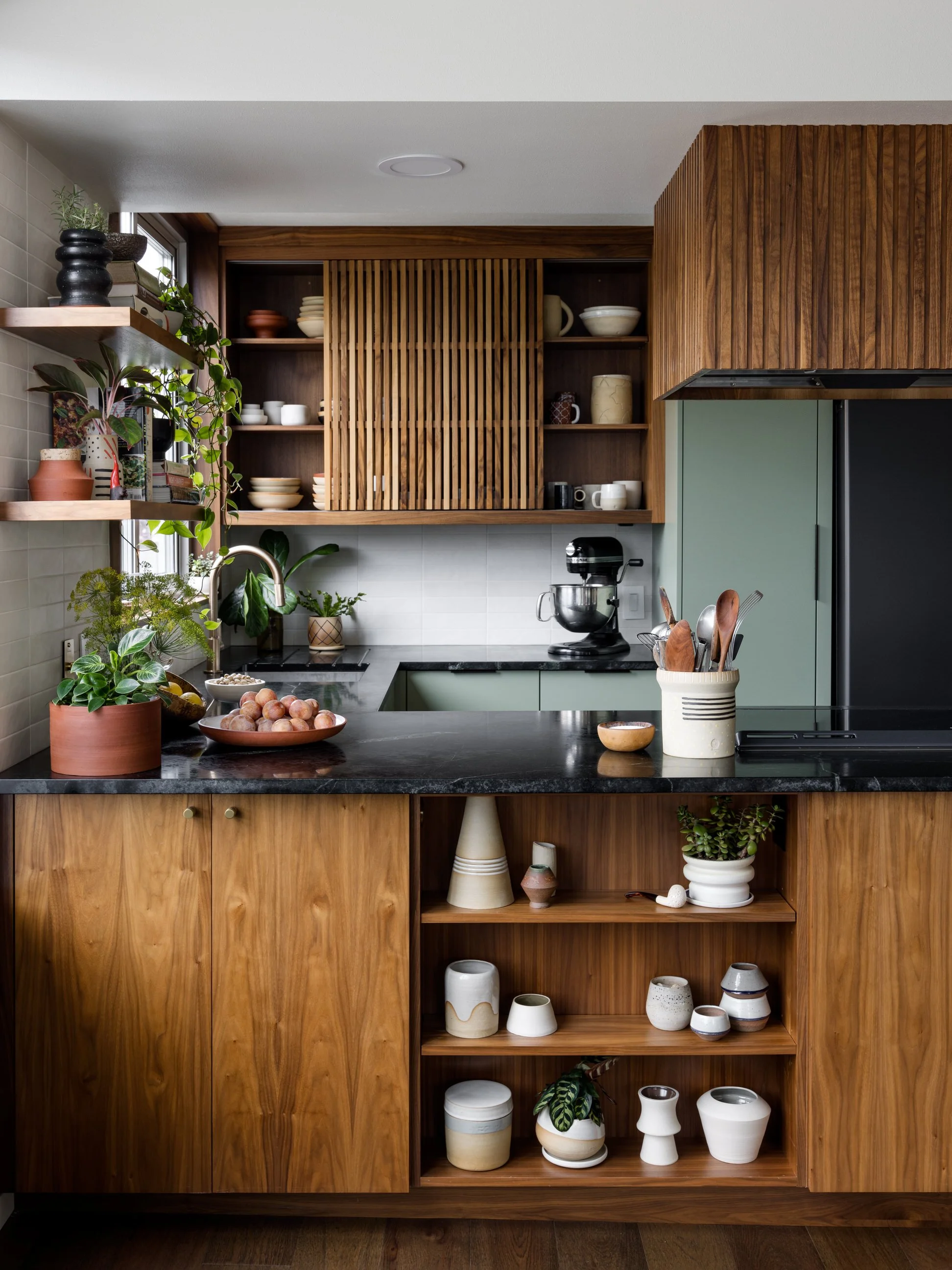 Miranda-Estes-Photography-The Residency Bureau-Condo Kitchen-8.jpg