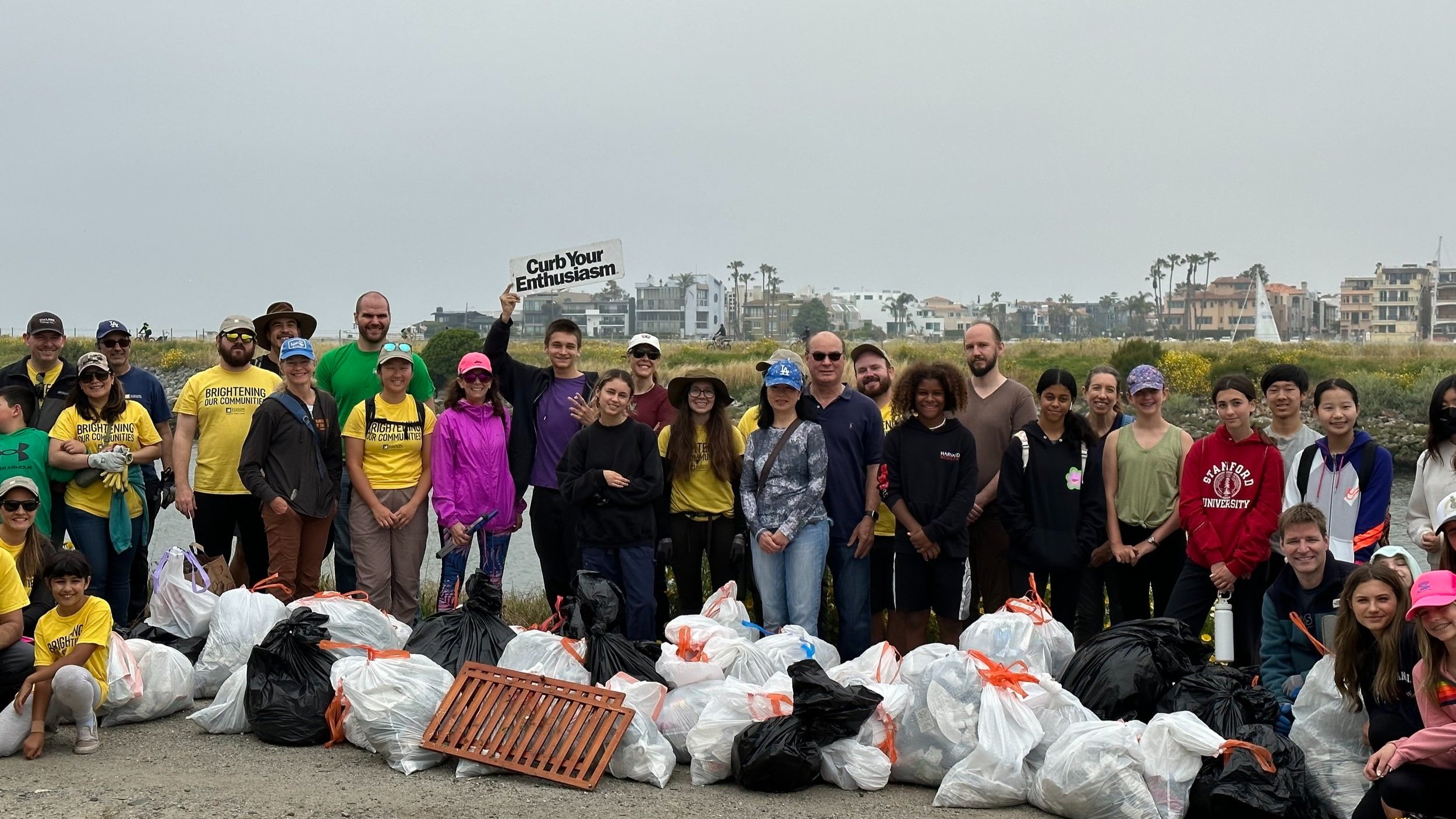 Creek+Cleanup+Group+Photo.jpg