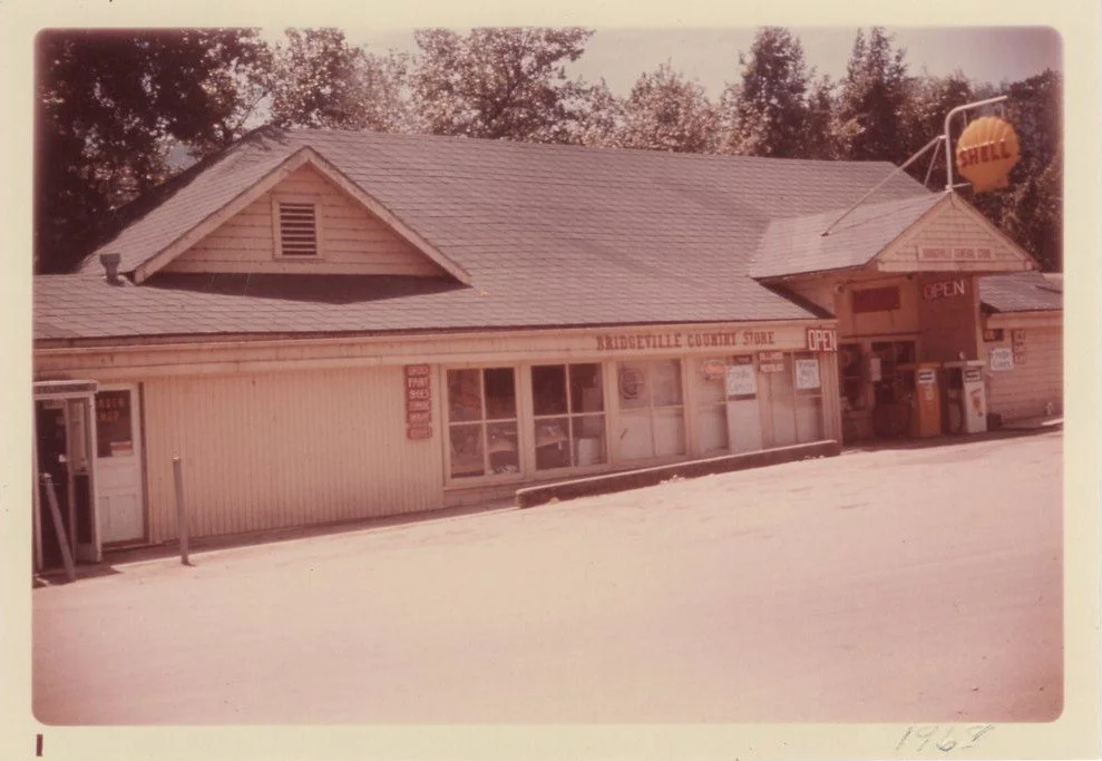 2014.005.04 Bridgeville Country Store &amp; Shell Station, 1968