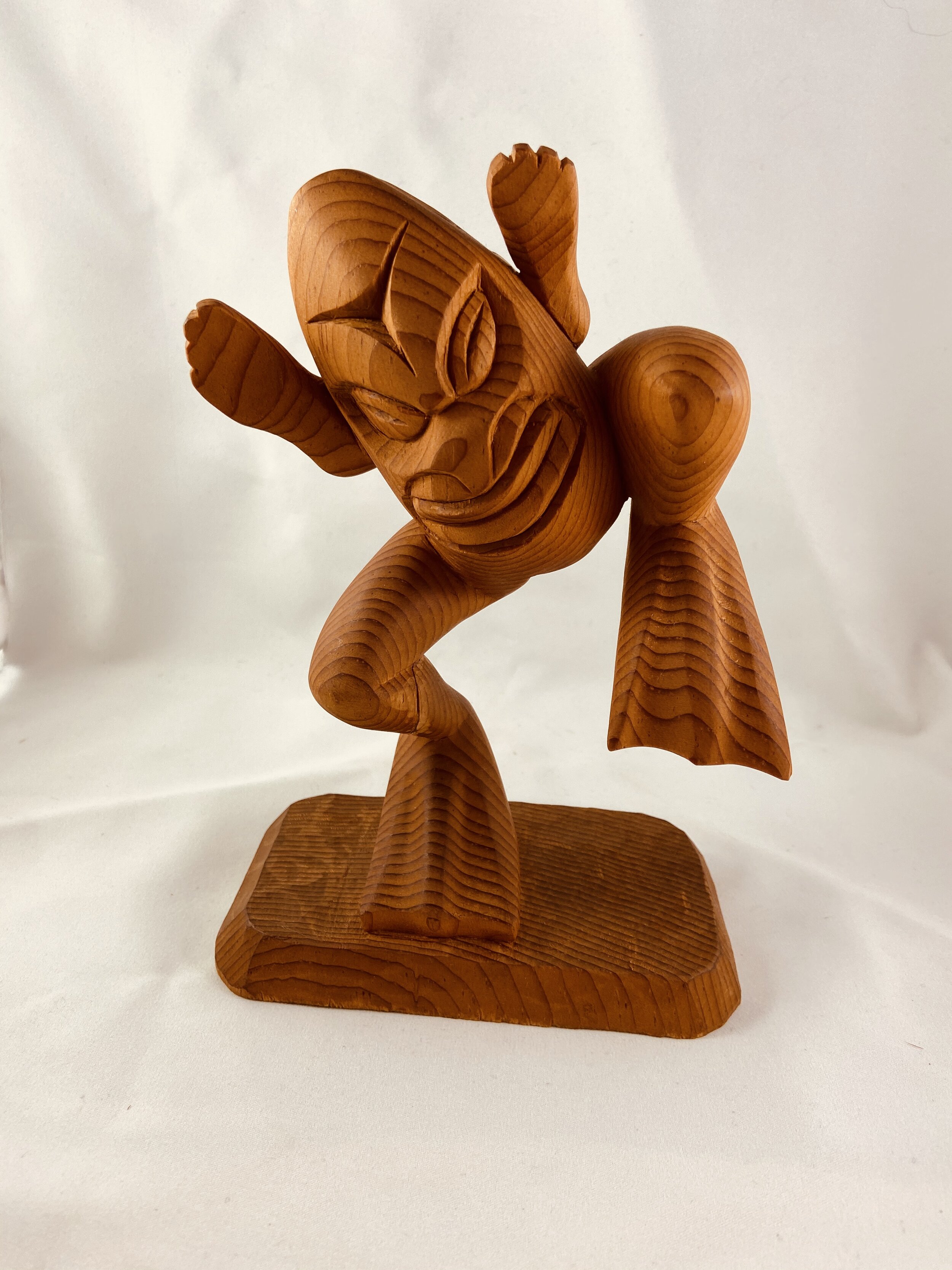 EADE35A2-13E5-4A3D-A41C-48D617135F0A