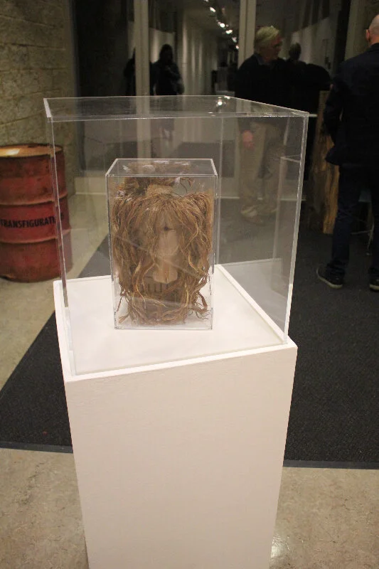Wenstob, Hjalmer_4.ConsumerCultureConsumingCultureFront.jpg