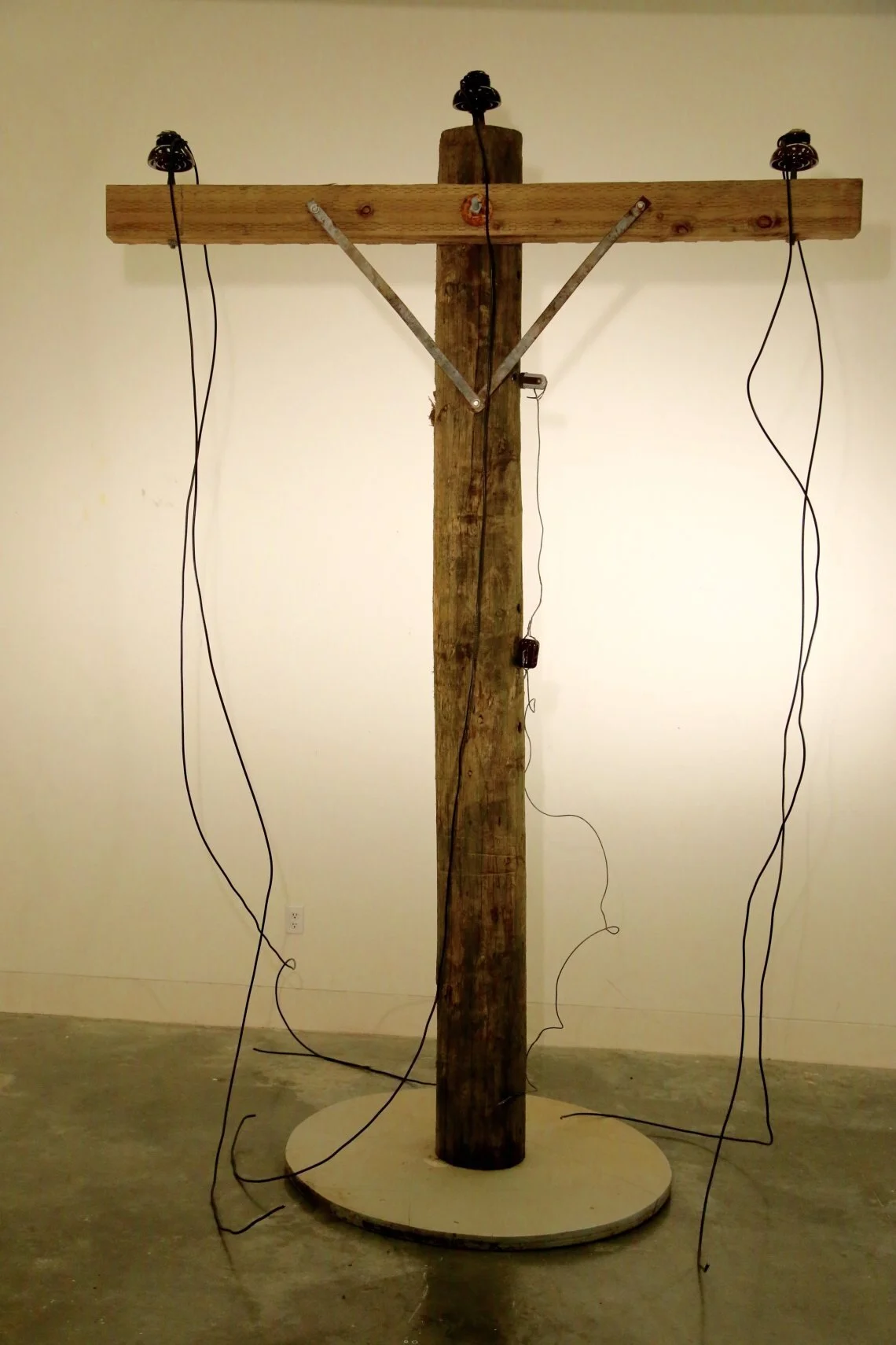03hw2016reconciledpowerpoleback.jpg