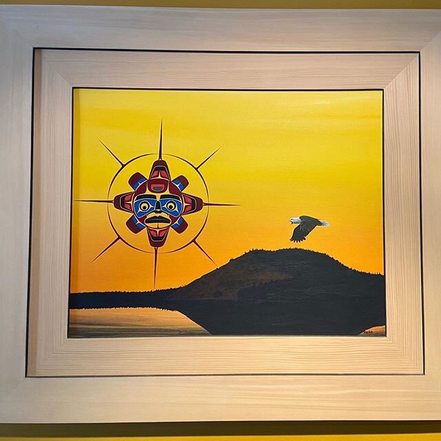 Such a beautiful day, calls for a beautiful work of art! This painting by Ray Bob, has such amazing fine details, slide to see some more close up images. The sunsets are inspired by his mums traditional territory, Yuułuʔiłʔatḥ