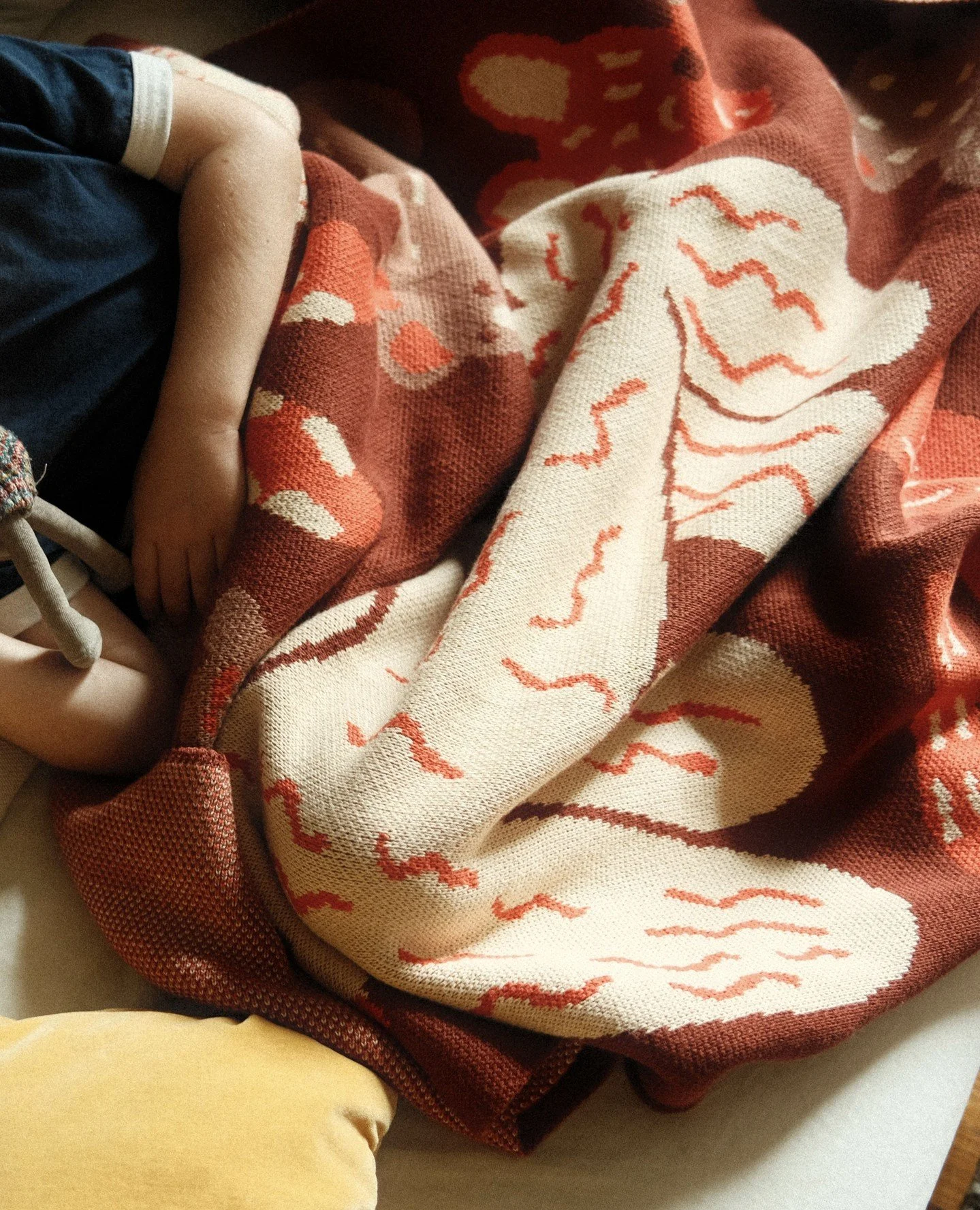 NEW to SHOPPE ONLINE:⁠
⁠
Artist-driven, natural fiber knits designed with an eye for bold, graphic pattern. Meet Biquette at our link in bio!⁠