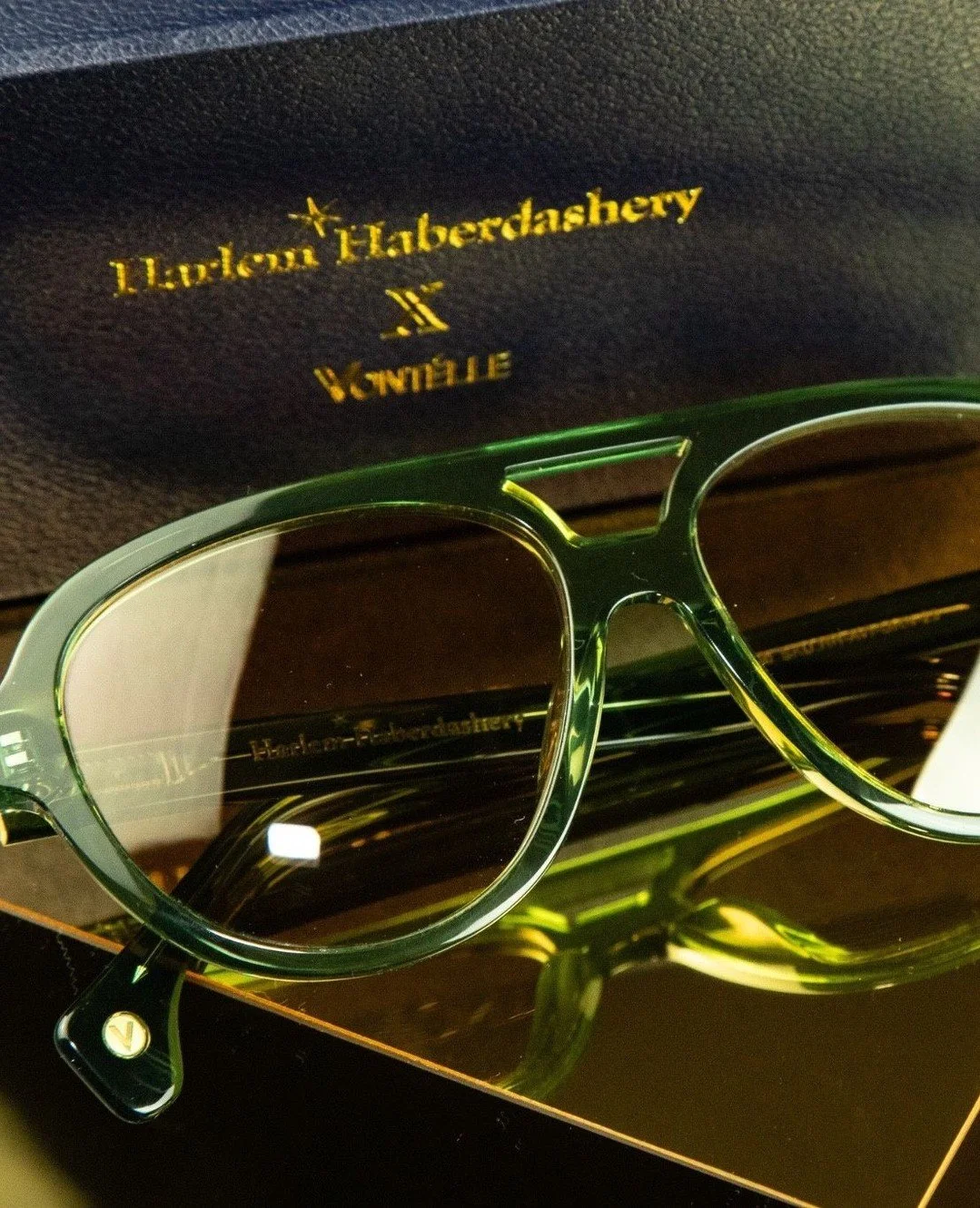 Proof that we shouldn&rsquo;t have to sacrifice style for fit. Inclusive, expertly designed frames from @vontelleeyewear are on Shoppe Online!⁠