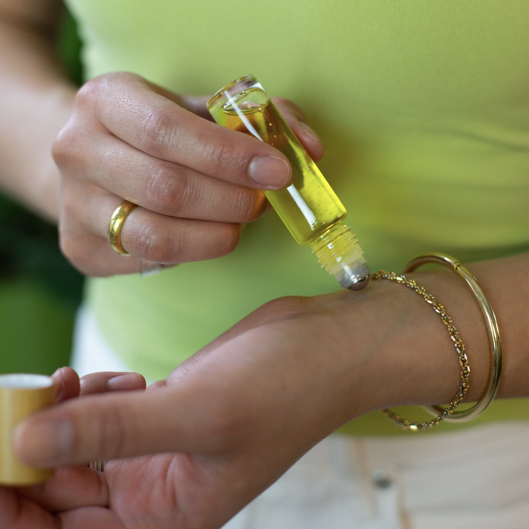 Bai-Li Essentials.png