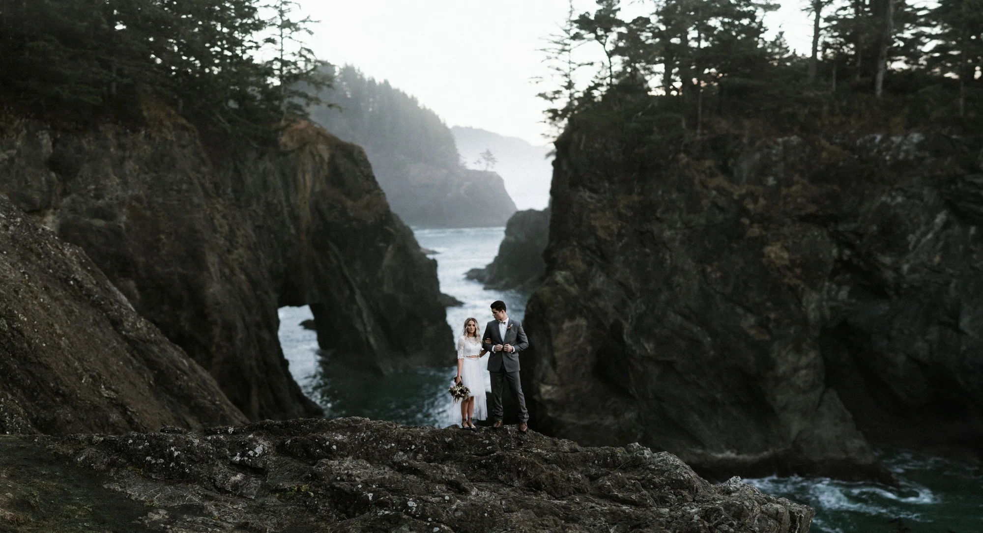 TONY-GAMBINO-OREGON-STYLED-WEDDING-SHOOT_1020.jpg
