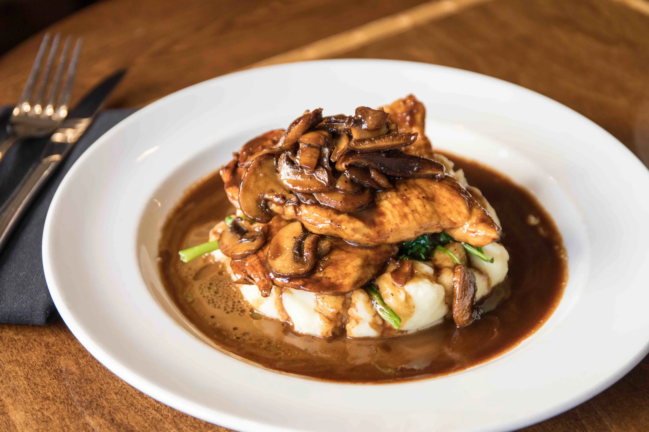 Puccini & Pinetti_Chicken Marsala_005.jpg