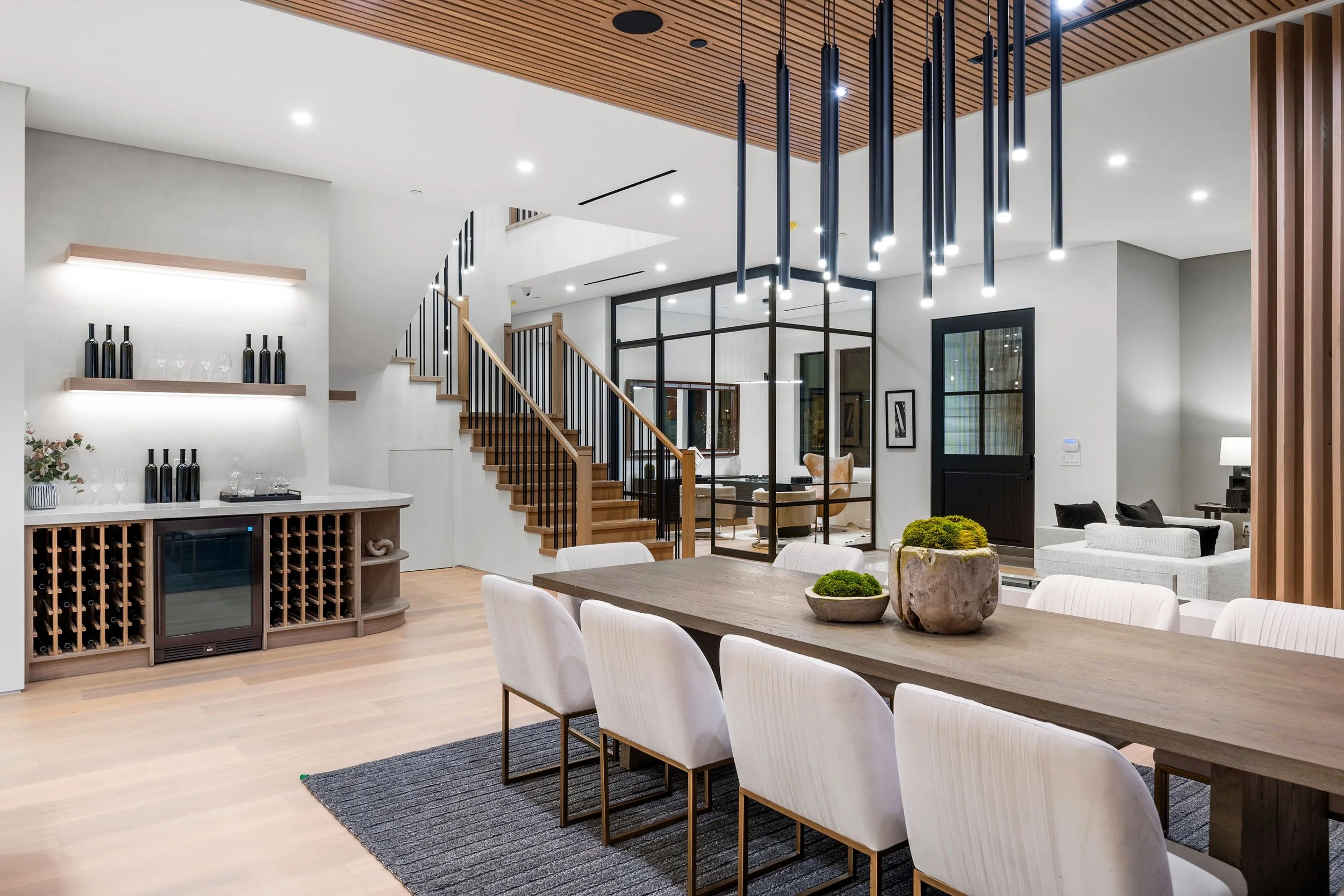 modern-dining-room-with-elegant-interior-design-2025-02-10-06-47-09-utc.jpg