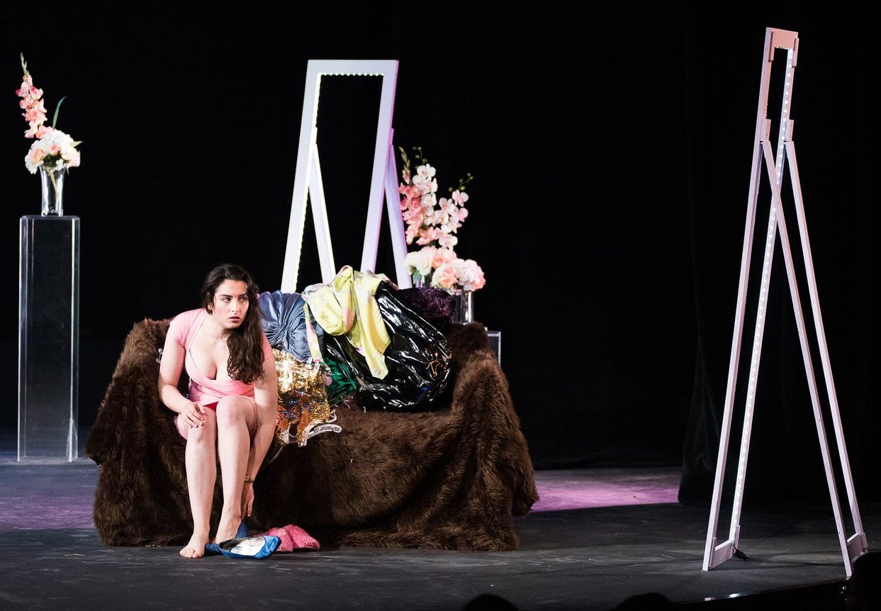 the+maids+(c)+zoë+markwalter-4100 copy.jpg