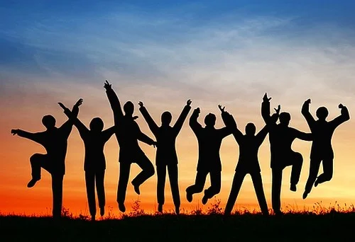 happyteamsilhouette-9d18a2901ec4b54652efe9f0f43c4de7_h.jpg