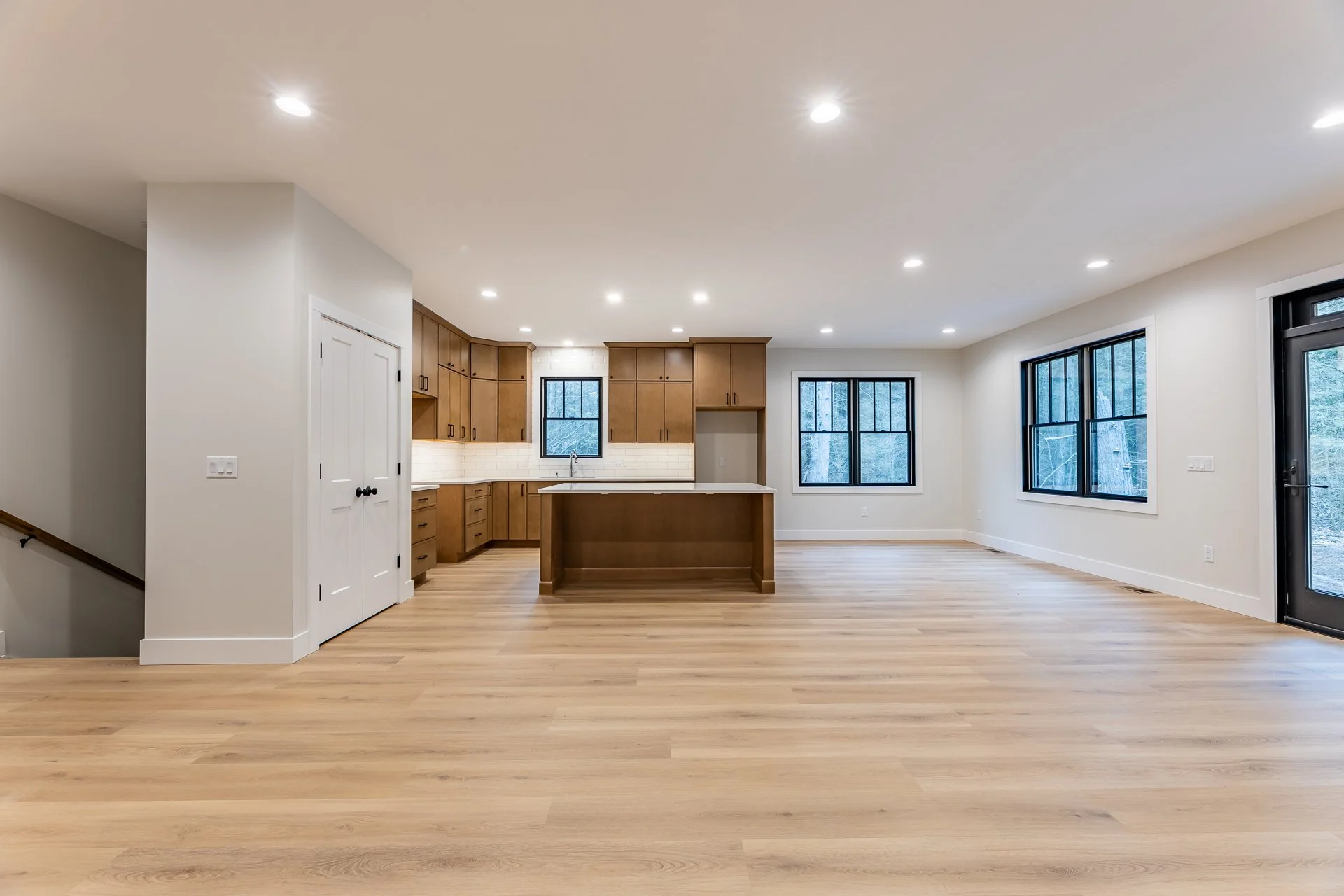 Bratt-130-HDR.jpg