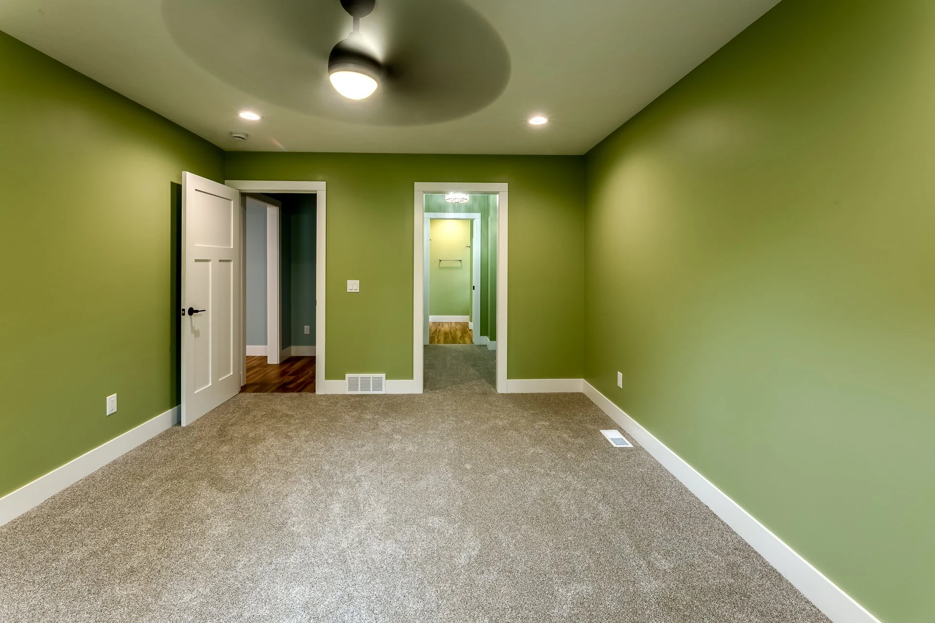 MDB-2165-HDR.jpg