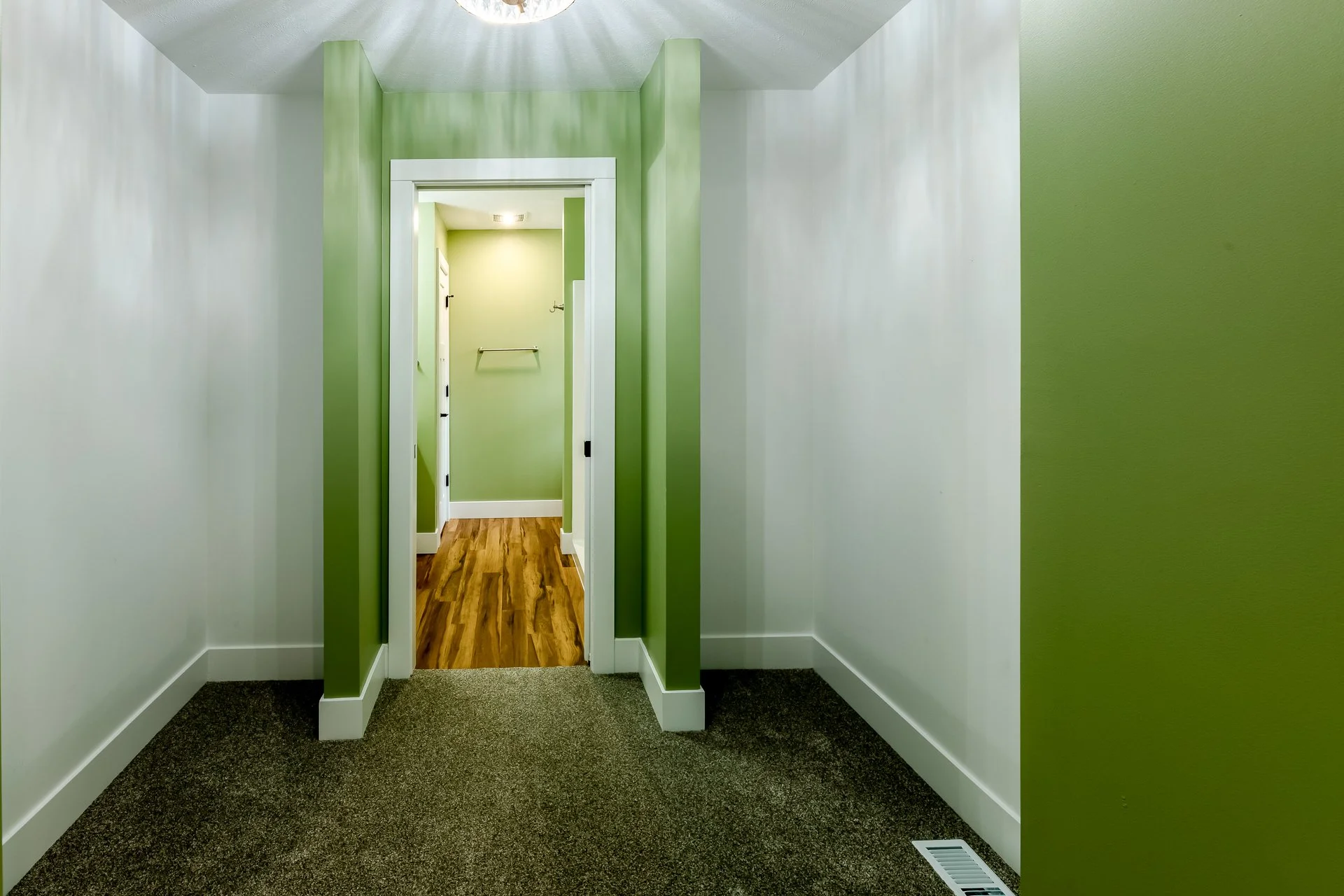 MDB-2168-HDR.jpg