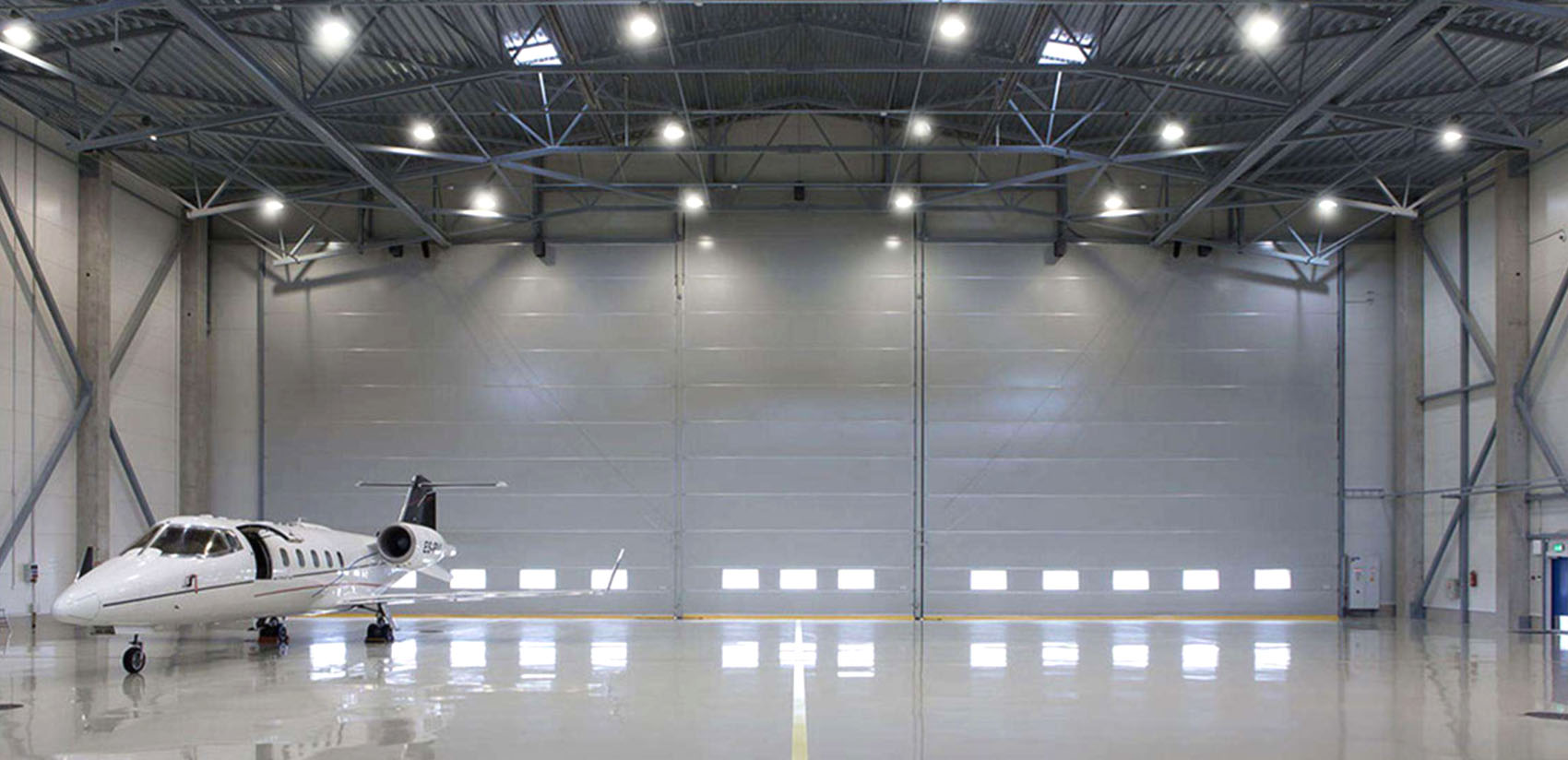 ufo high bay warehouse lighting.jpg
