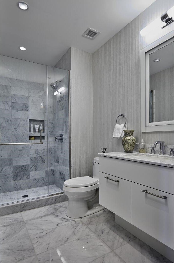 4902_2ndBath.jpg