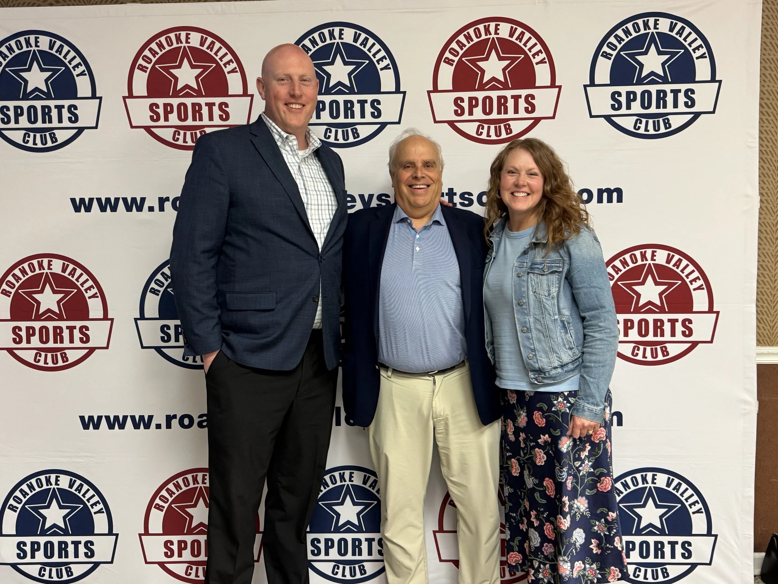  Page Moir (center) with colleagues from Roanoke College. 