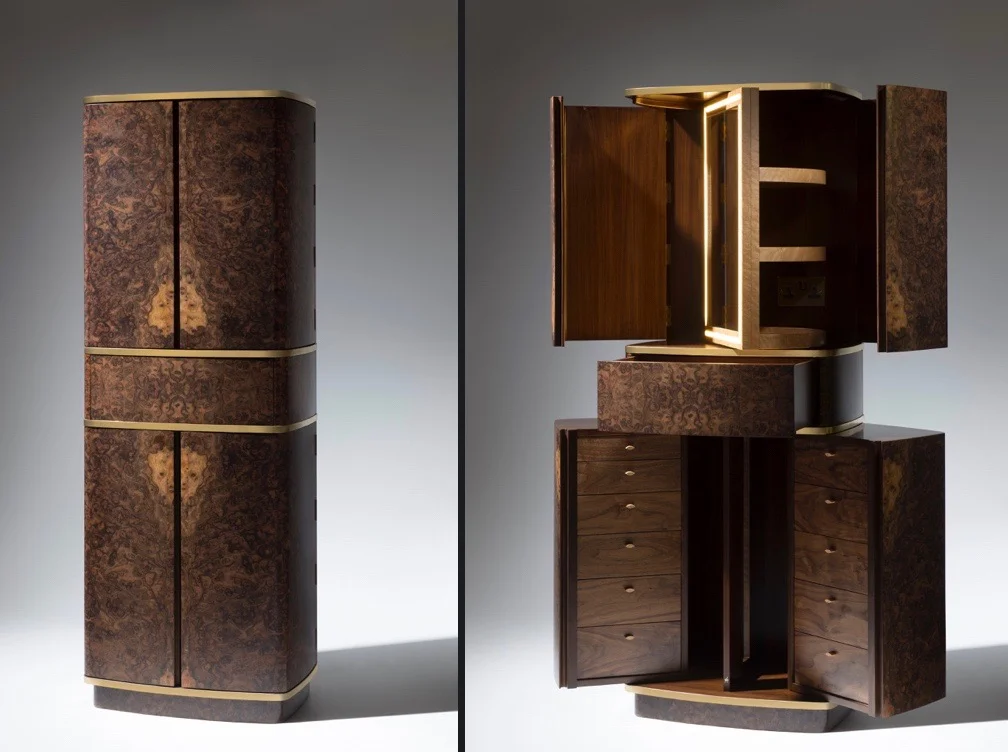 STEAMER DRESSING CABINET