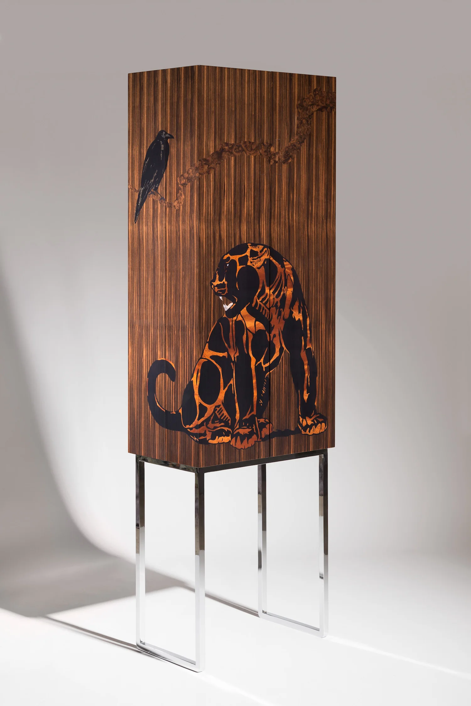 JAGUAR AND THE CROW COCKTAIL CABINET
