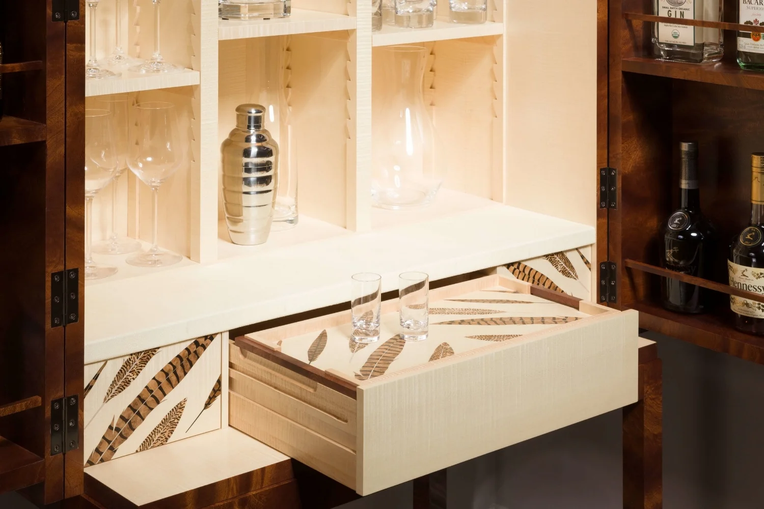HEN PHEASANT COCKTAIL CABINET