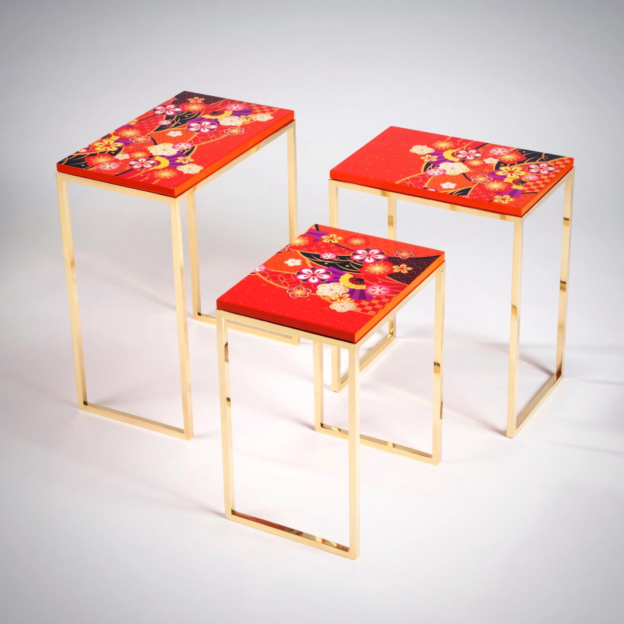 KIKU NESTING TABLES ORANGE