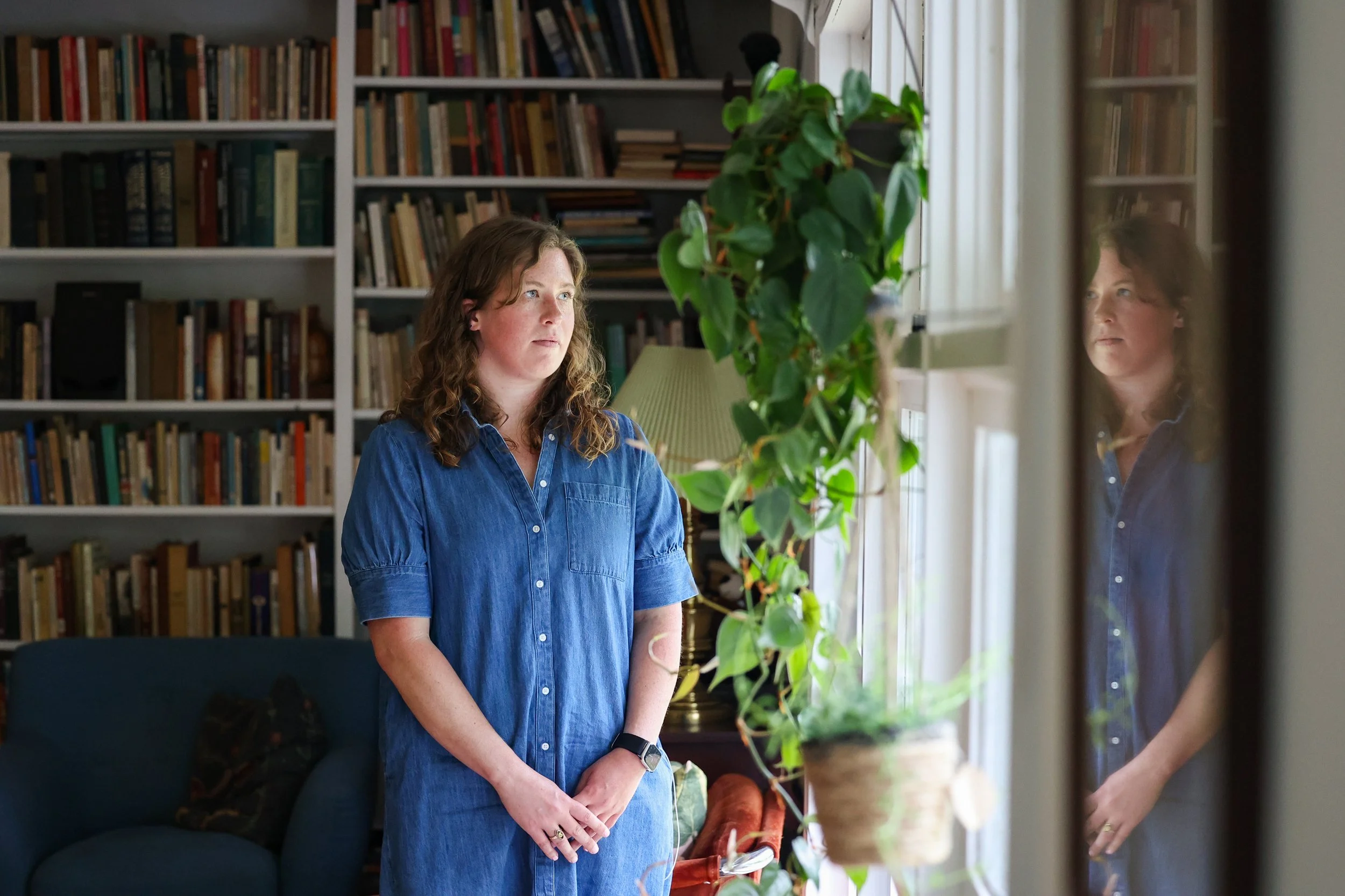  Annie Platt, 31, an adult geriatric nurse practitioner, poses for a portrait at her home she shares with her husband in Clemson, South Carolina, on Tuesday, May 20, 2025. Although happily married, she is on the fence about whether or not to have a c