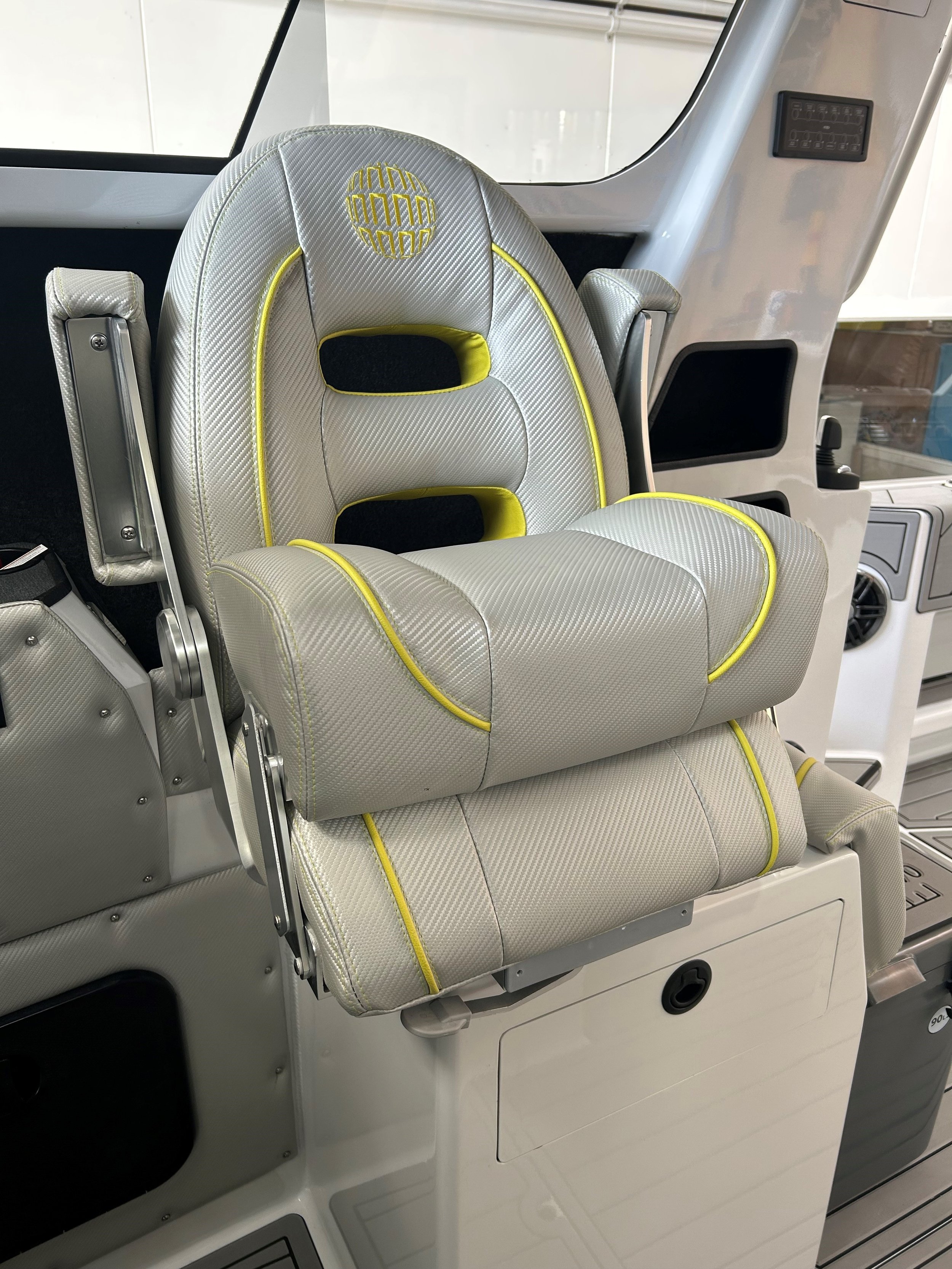 custom seat.jpg