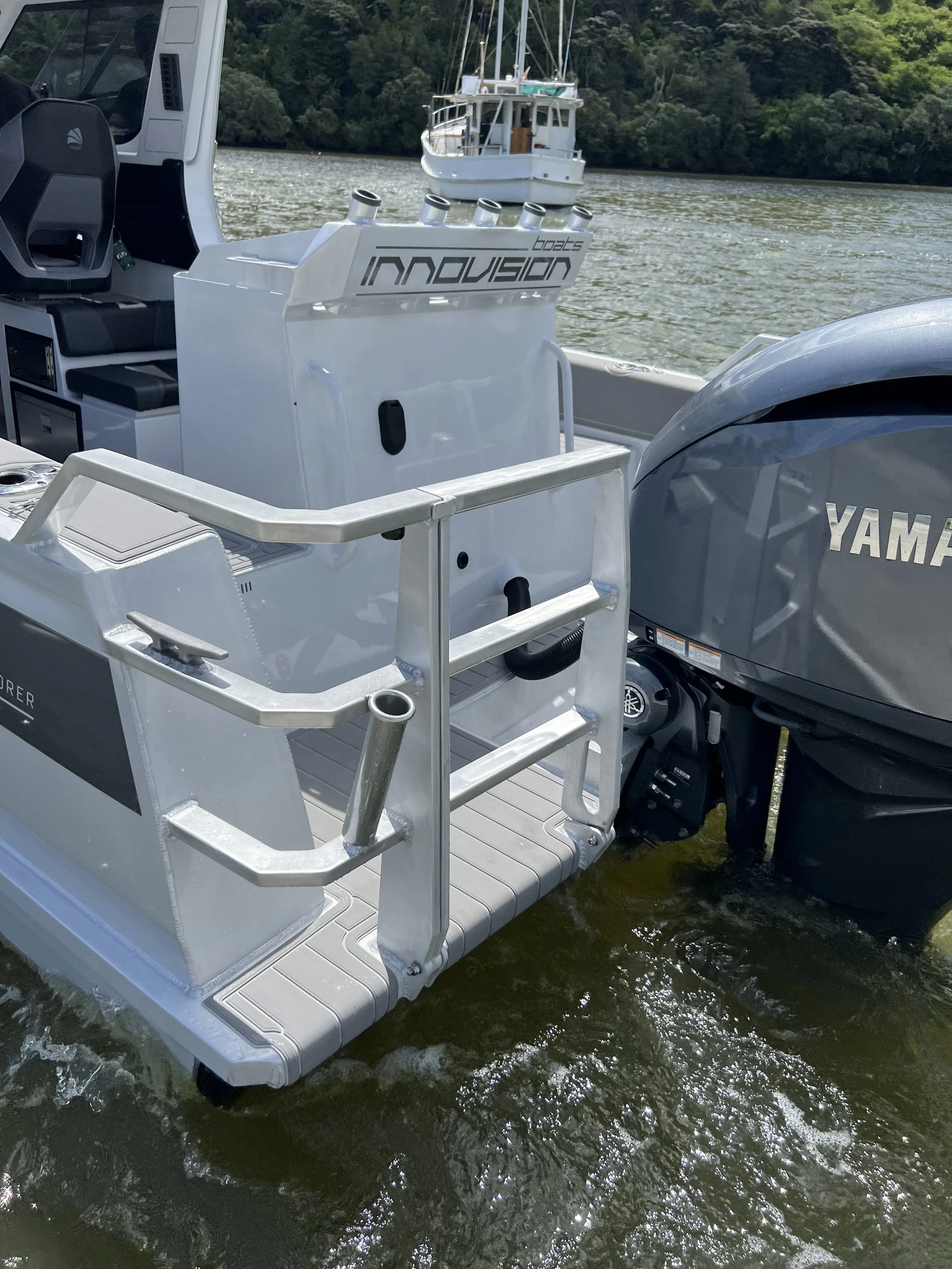 Optional Extras — Innovision Boats