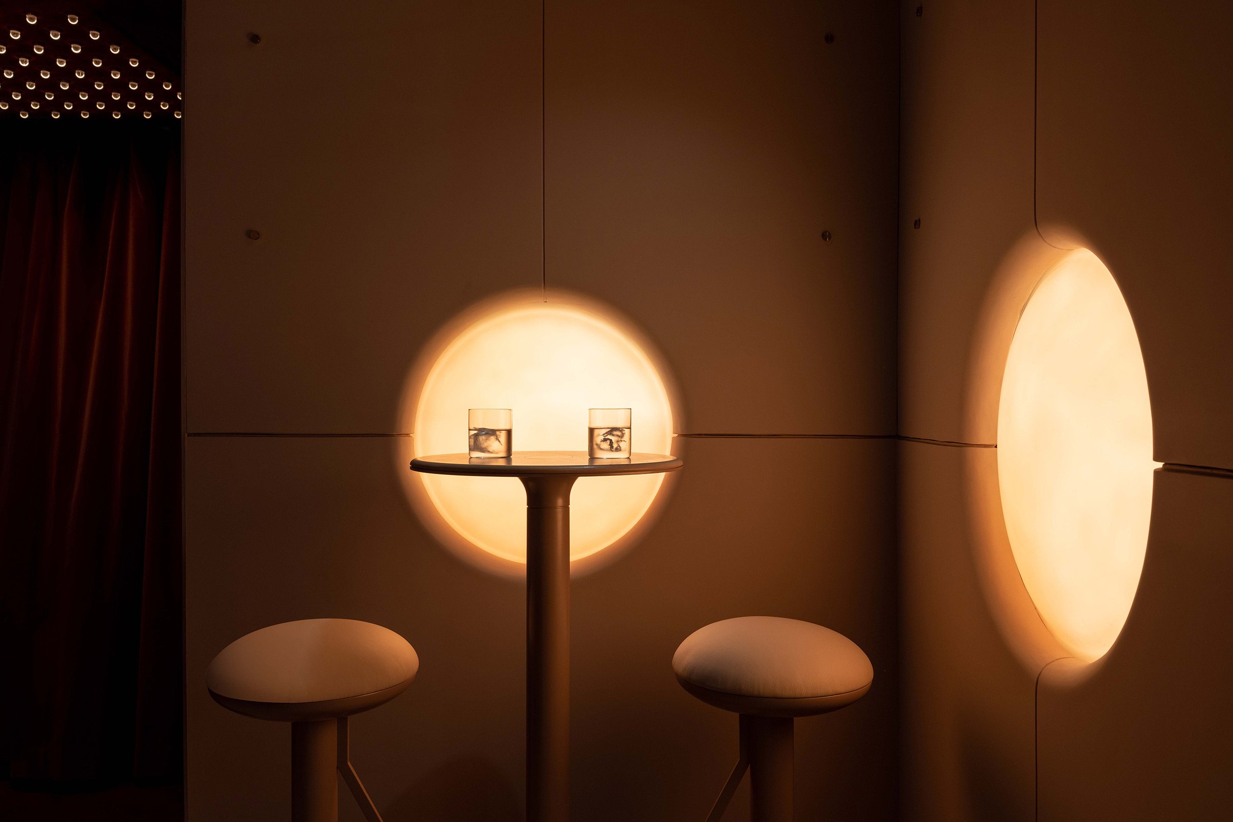 Curves and Cocktails at New Hong Kong Bar Artifact — Design Anthology